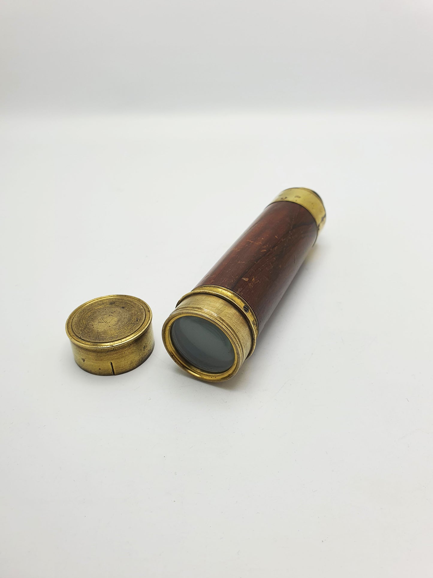 Handsome Antique Brass Telescope - Thomas Harris & Son, Opticians to the Royal Family – circa 1870