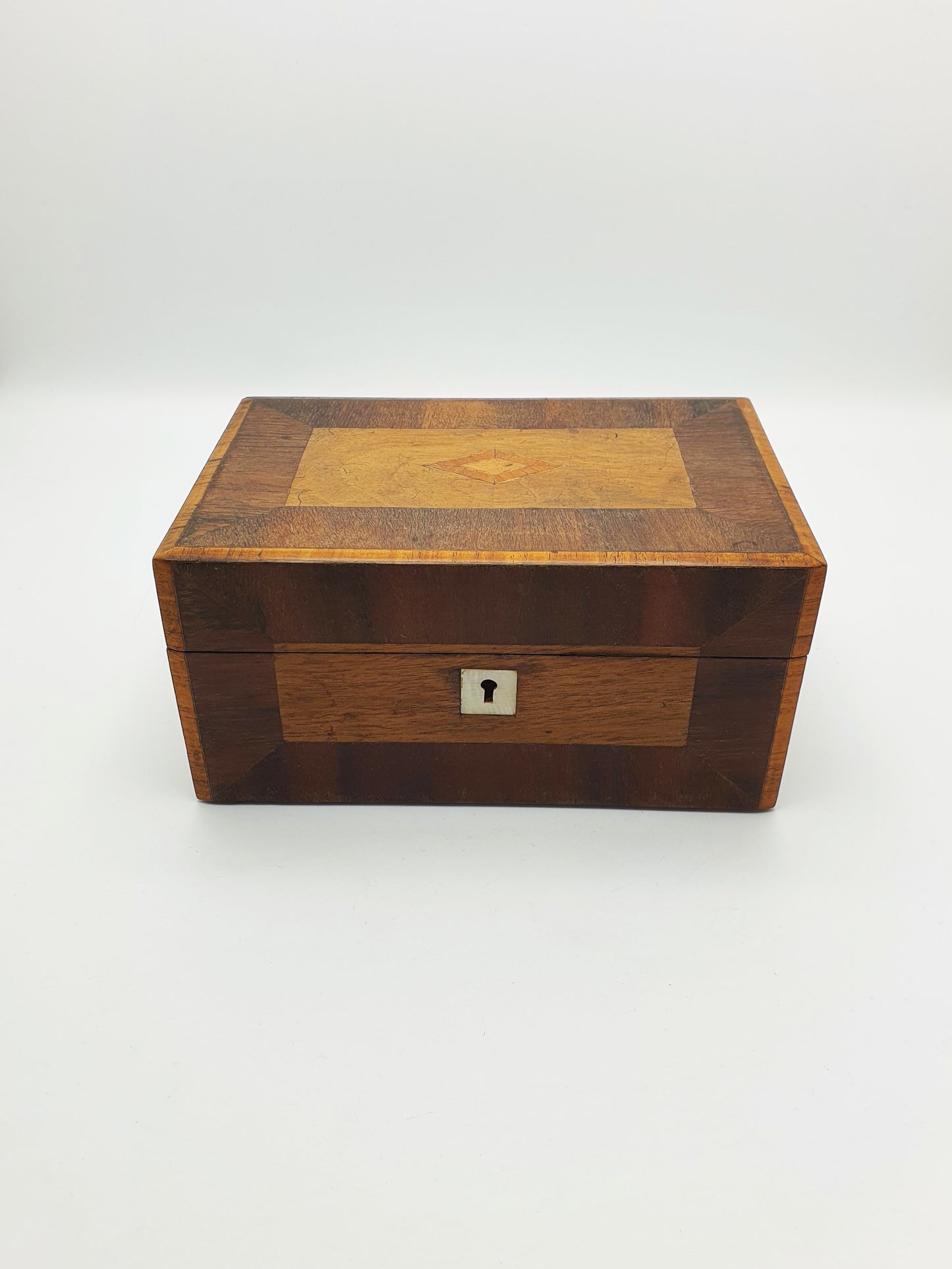 Lovely Antique Victorian Wooden Jewellery / Trinket Box with Inlay & Satin Lining – circa 1880