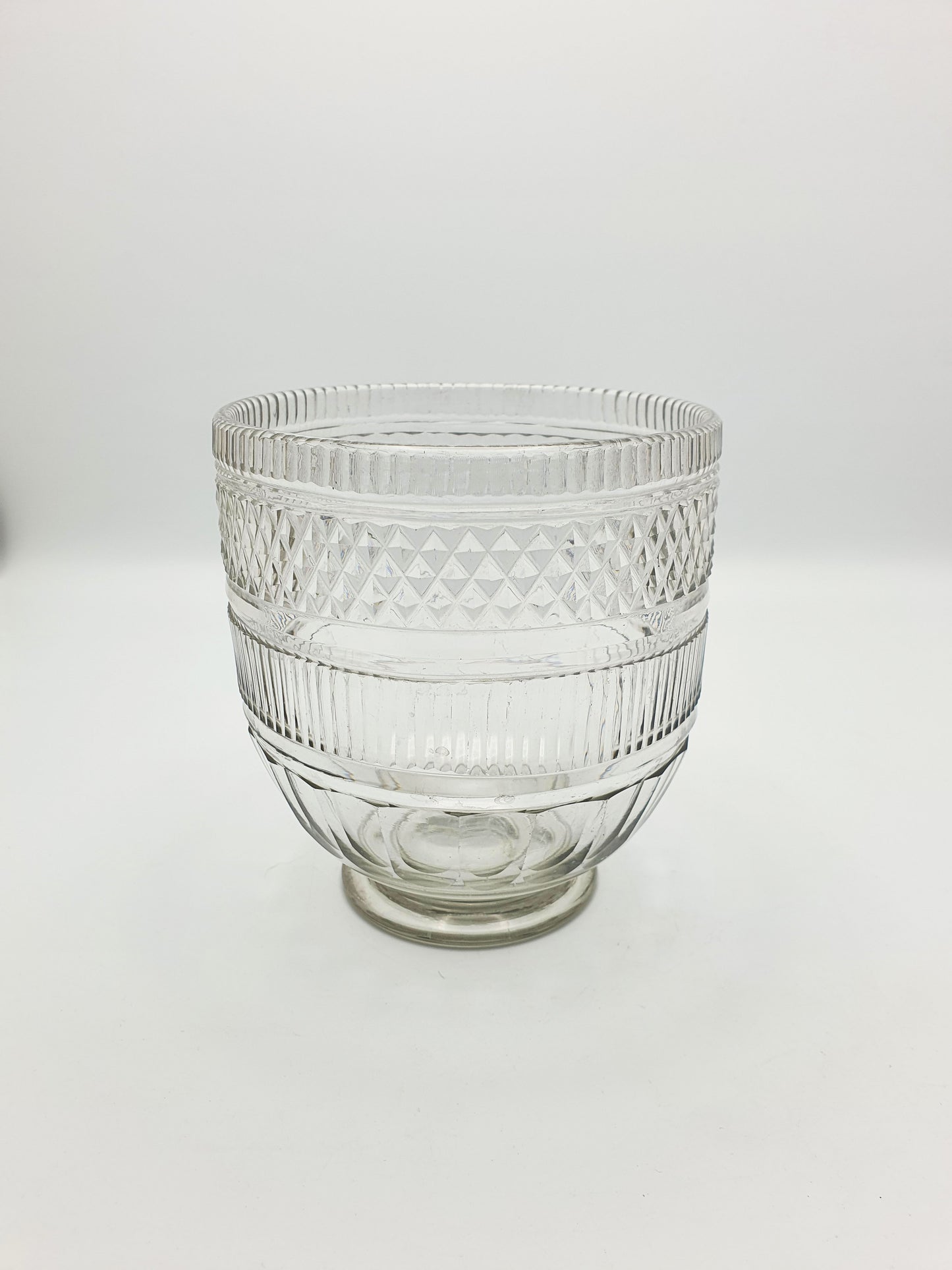 Large Antique Georgian Cut Glass Tea Mixing Bowl – circa 1800