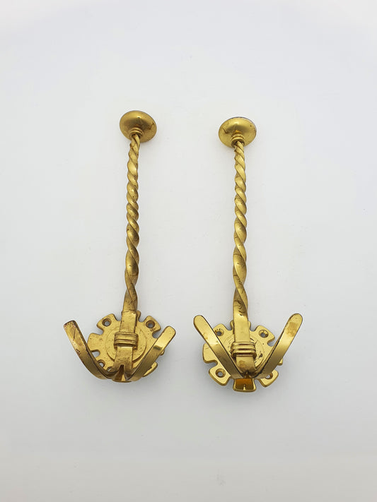 Lovely Pair of Antique Victorian Brass Coat Hooks – circa 1880