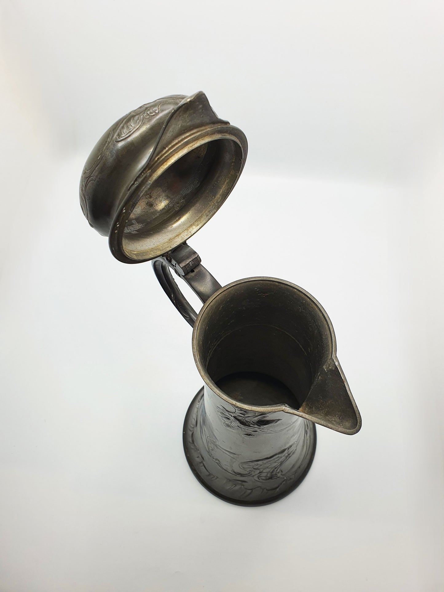 Giant German Art Nouveau Pewter Beer Flagon with Hops Decoration – circa 1900