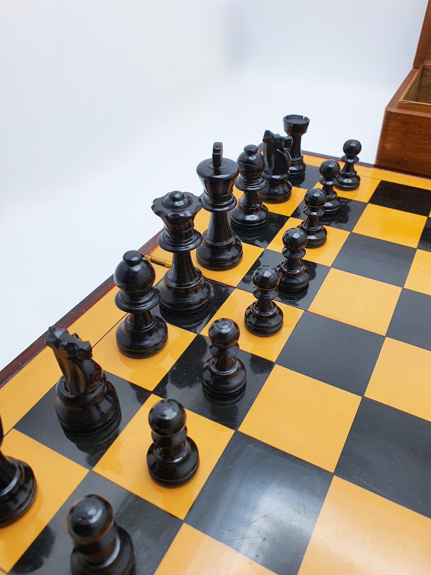 Nice Vintage Wooden Weighted Chess Set with Folding Board and Storage Box – circa 1950