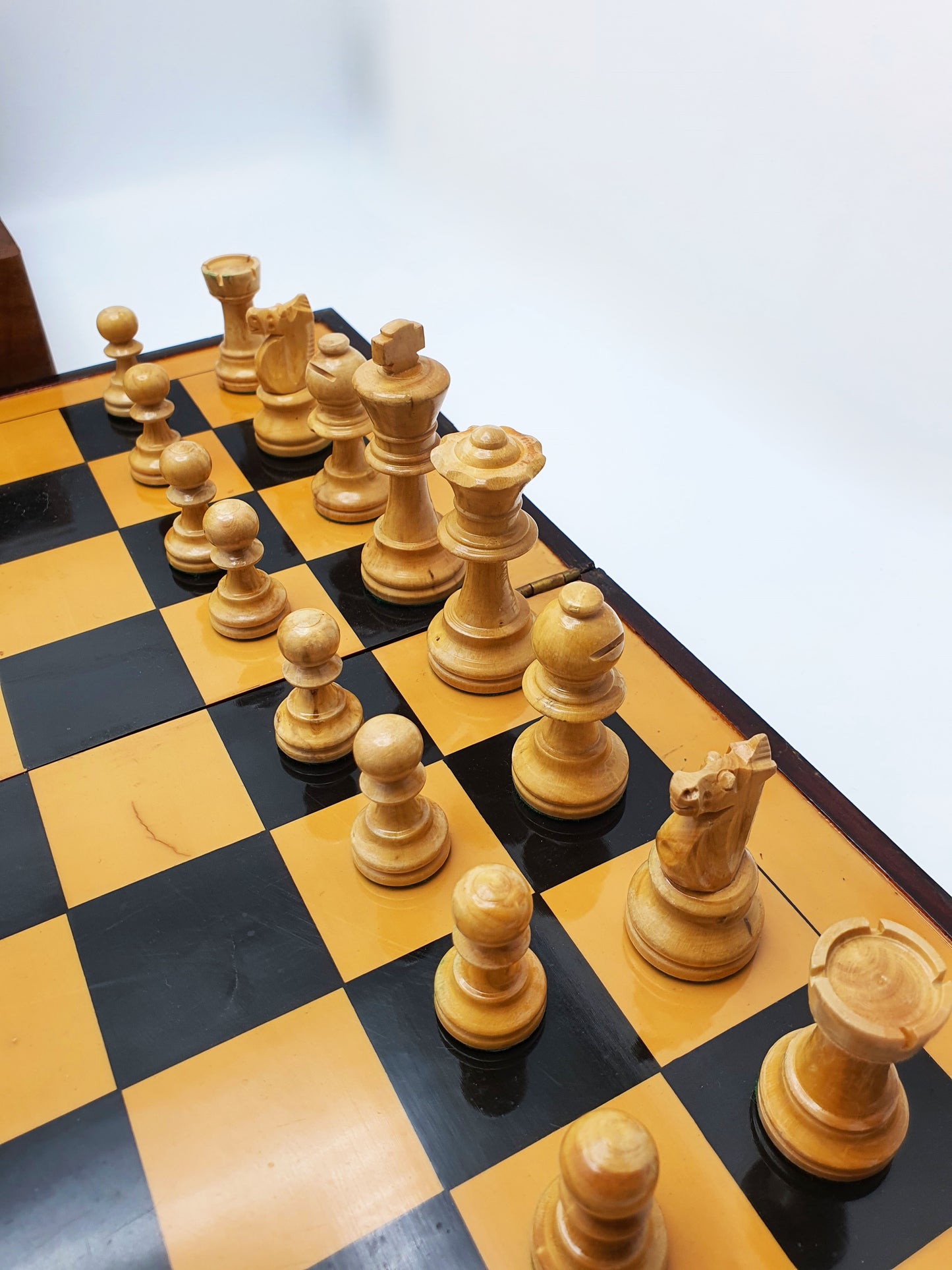 Nice Vintage Wooden Weighted Chess Set with Folding Board and Storage Box – circa 1950