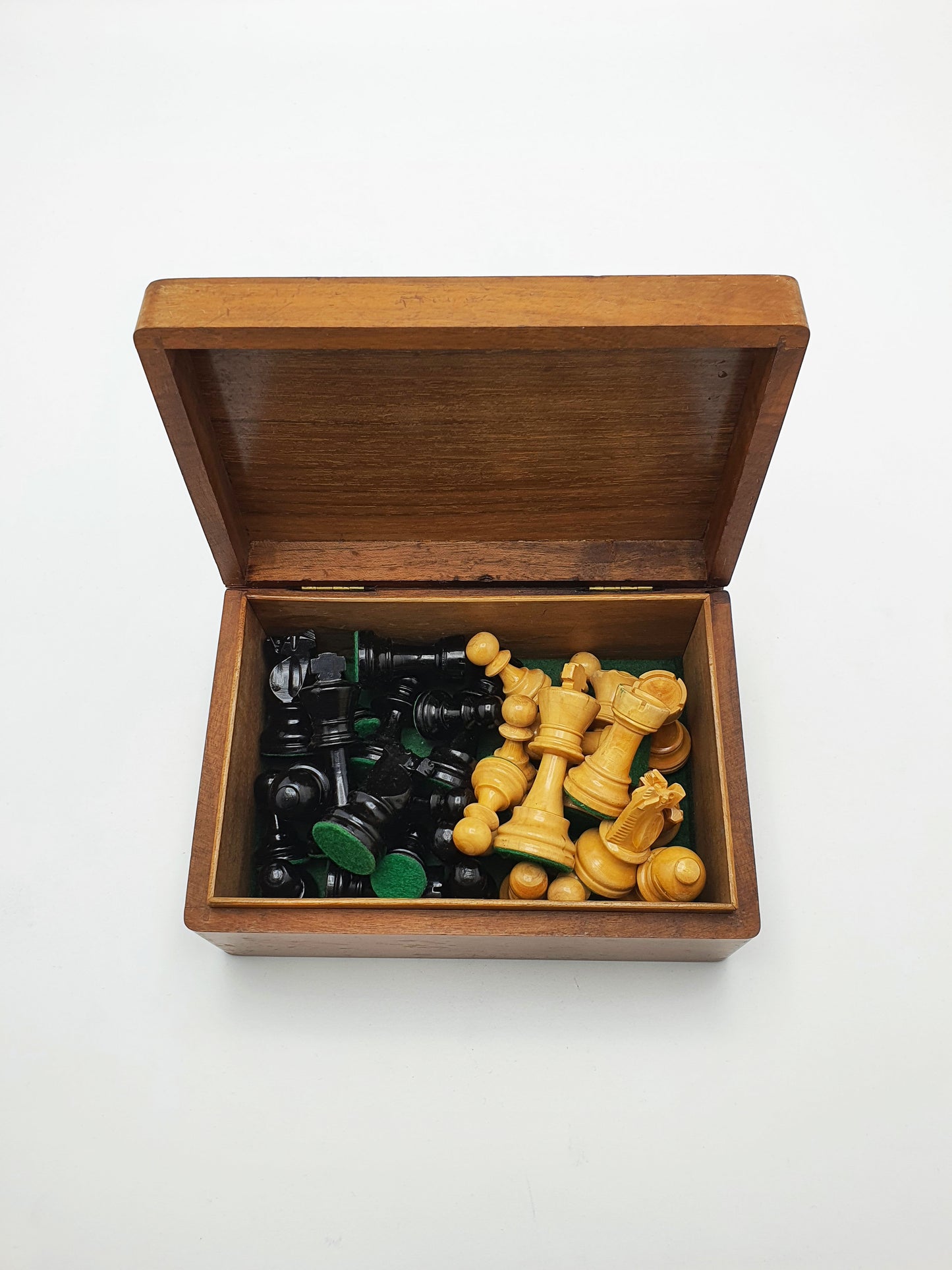 Nice Vintage Wooden Weighted Chess Set with Folding Board and Storage Box – circa 1950