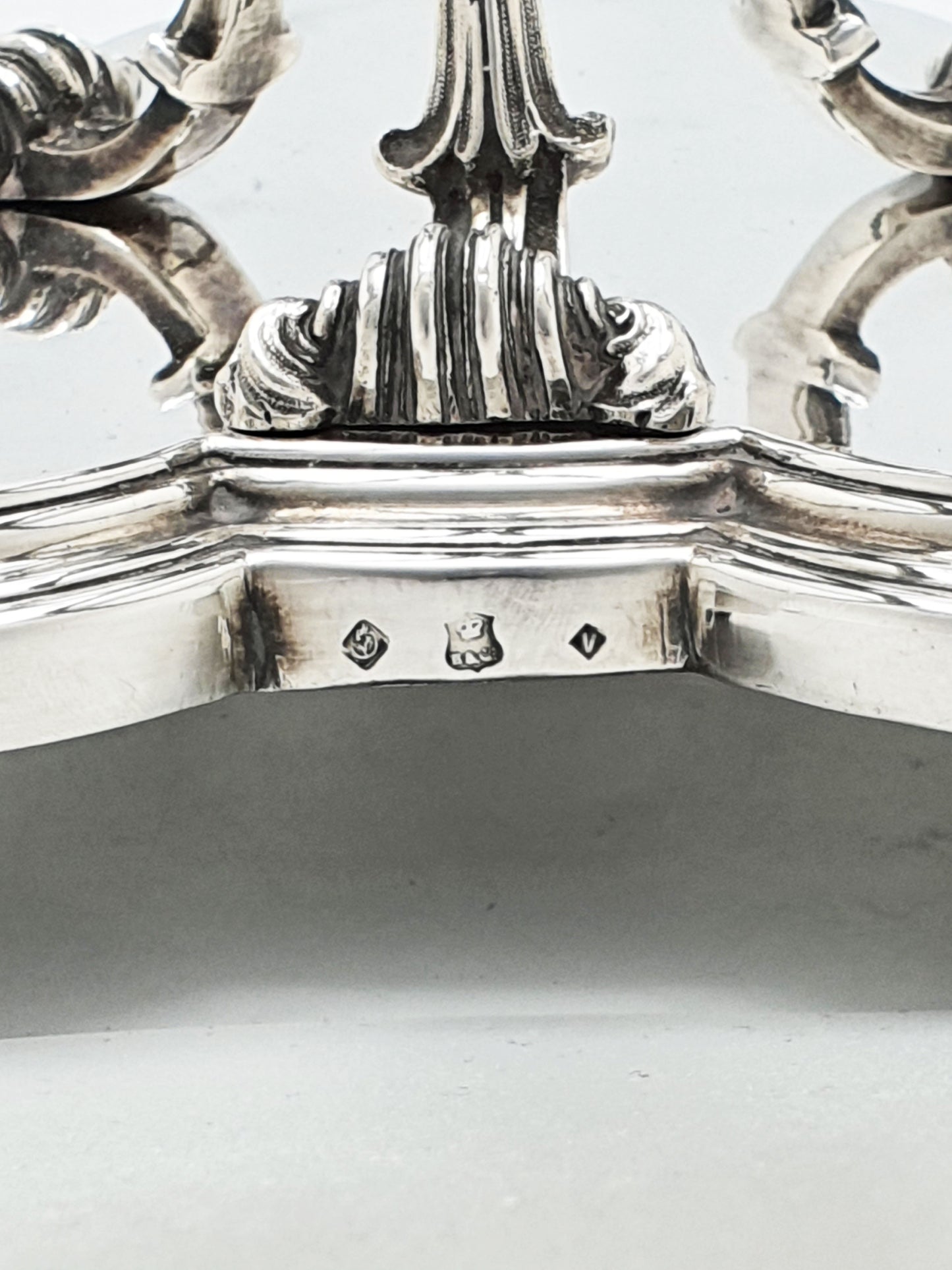 Stunning Elkington Antique 3 Bottle Decanter Set in Ornate Silver-Plated Stand – 1860