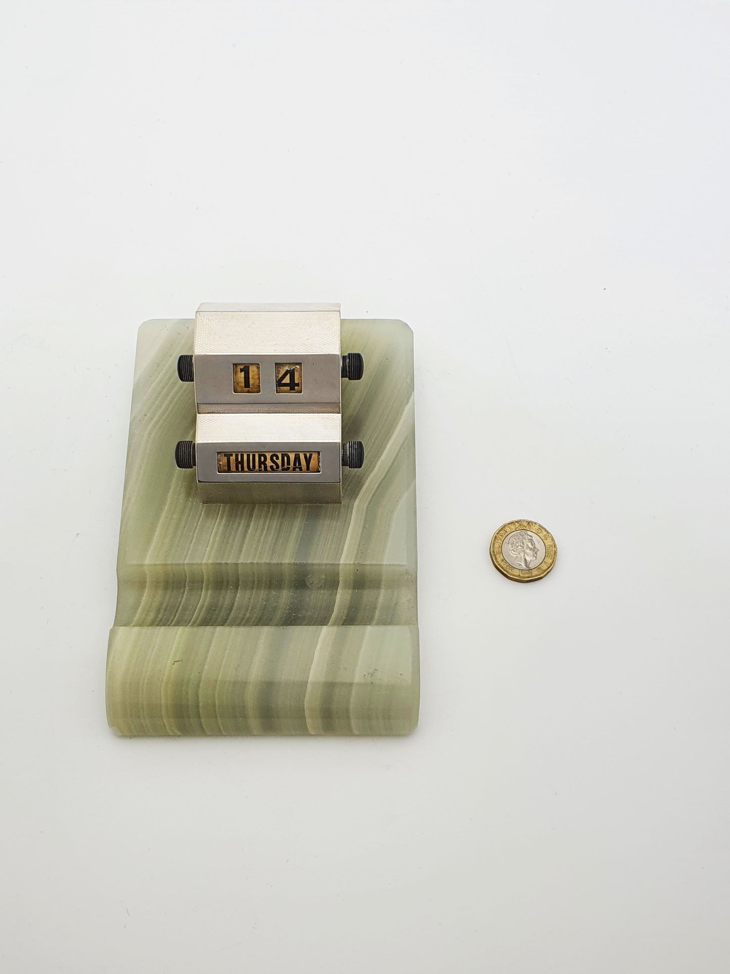 Nice Art Deco Sterling Silver Perpetual Desk Calendar with Green Onyx Base - 1948