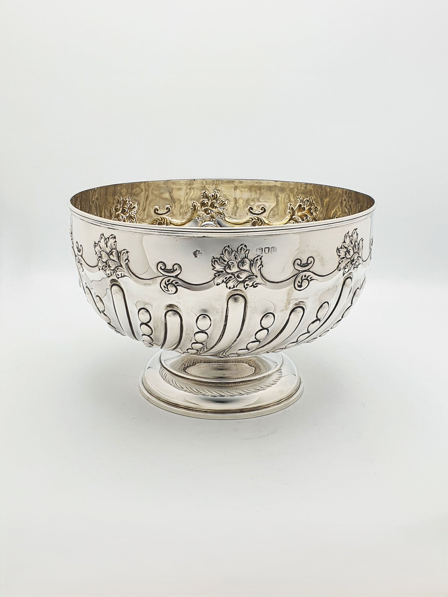 Lovely Large Victorian Silver Punch Bowl - London 1896
