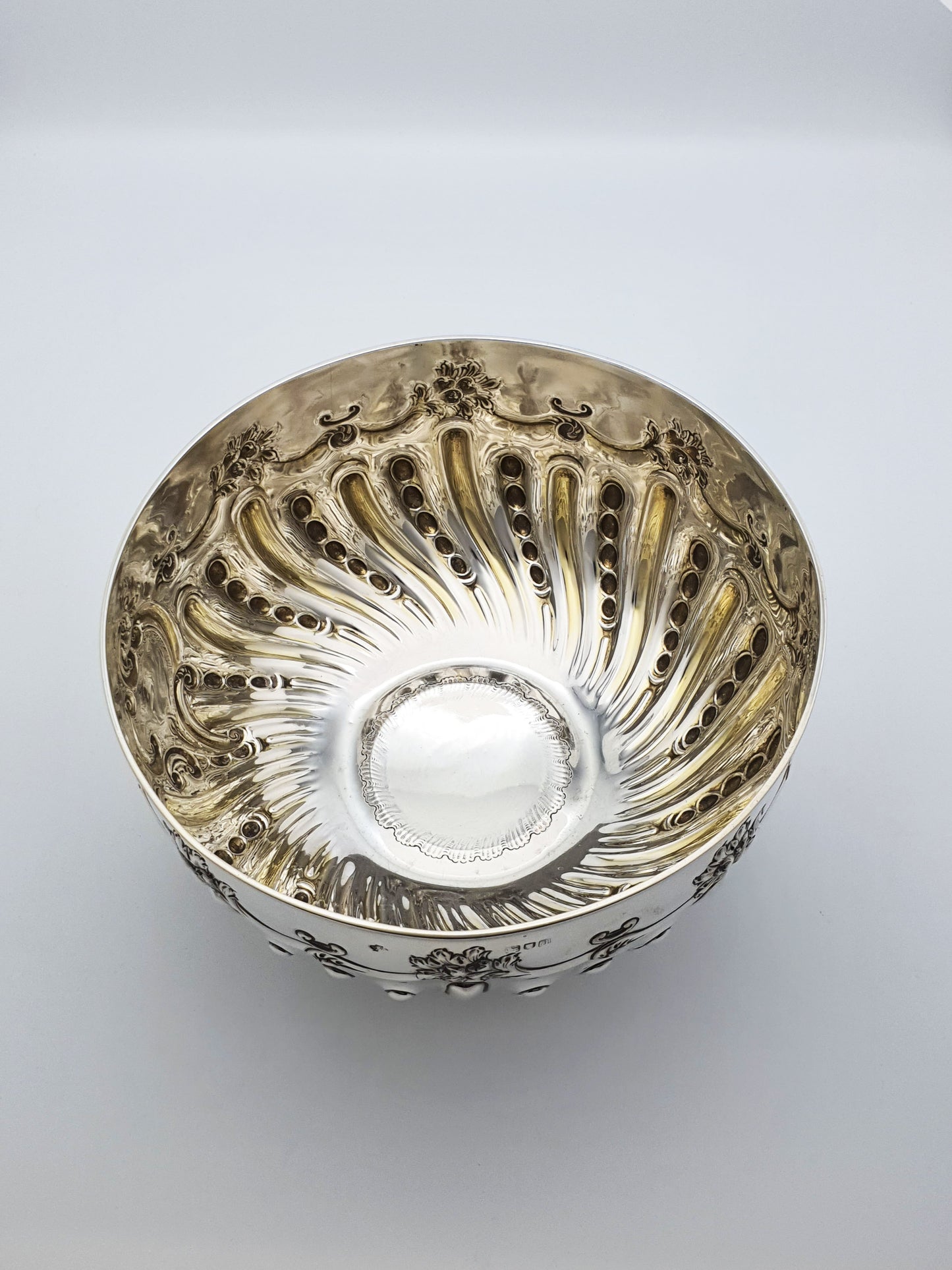 Lovely Large Victorian Silver Punch Bowl - London 1896