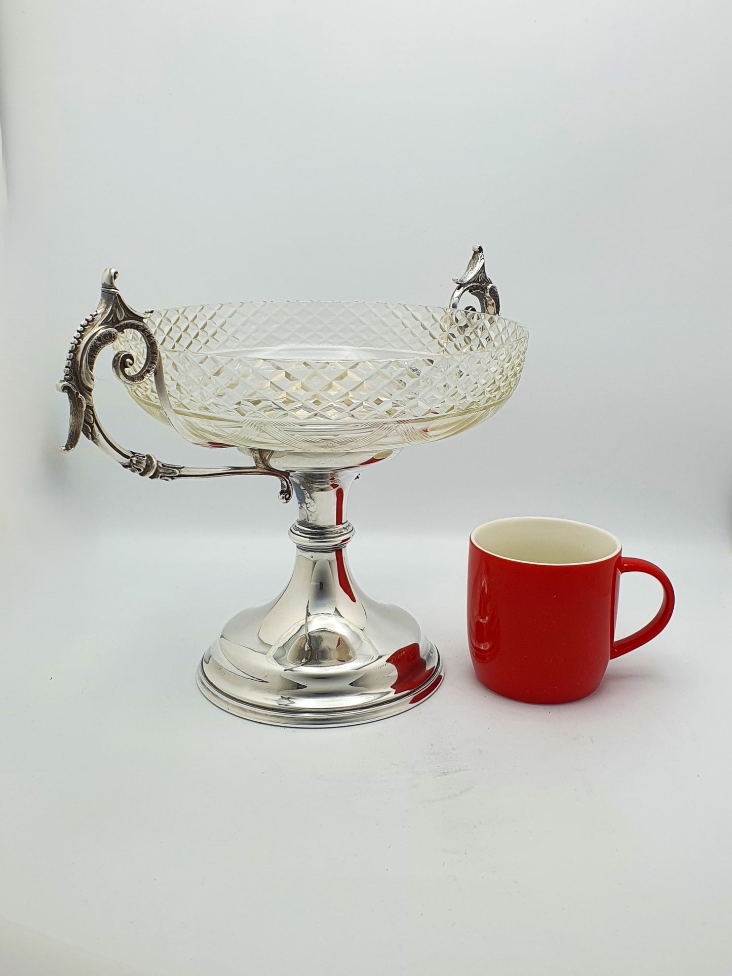 Lovely Edwardian Walker and Hall Glass & Silver Plate Centre Piece - circa 1905