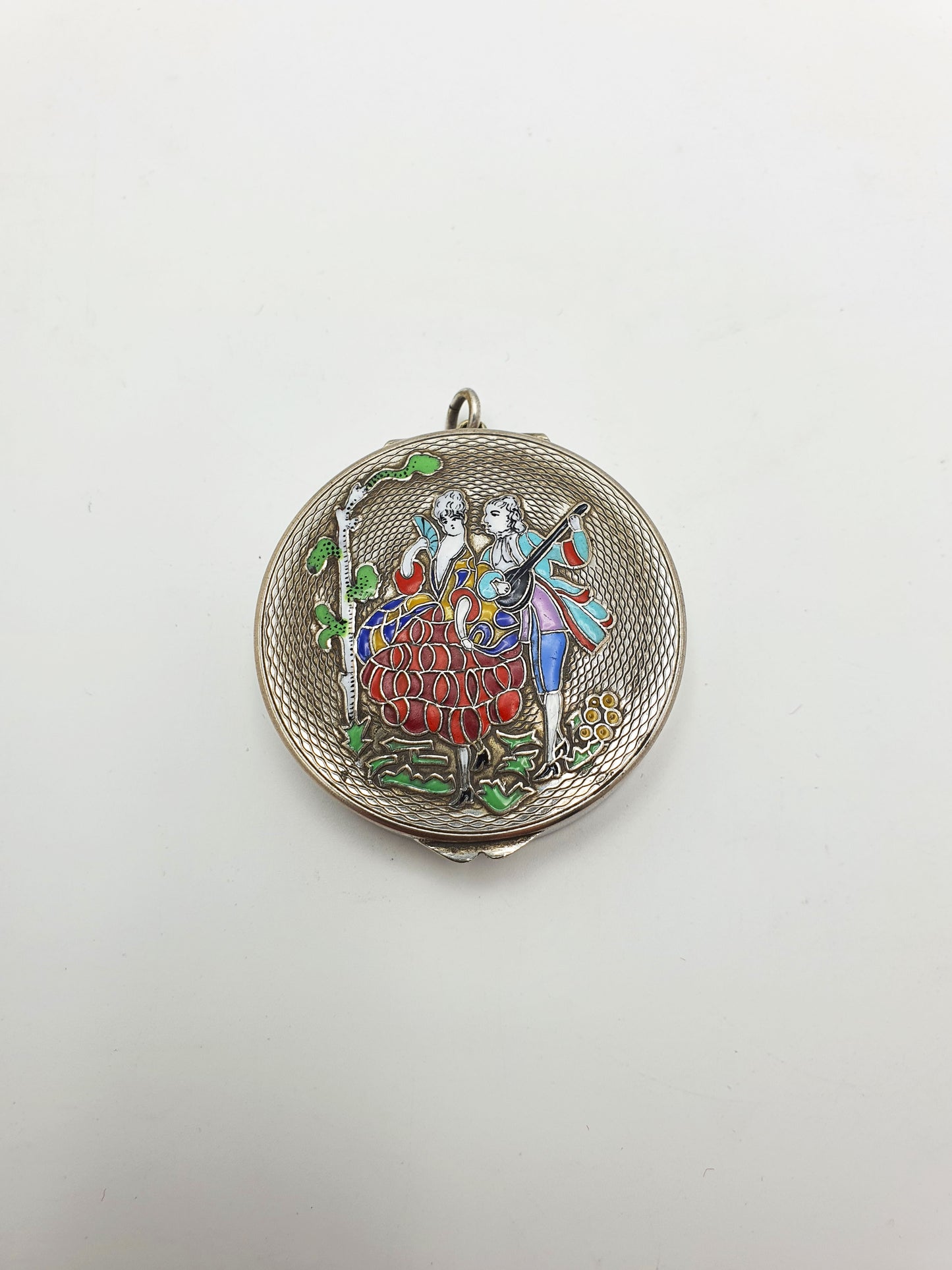 Pretty Antique Enamel Compact adorned with Courting Scene – circa 1920