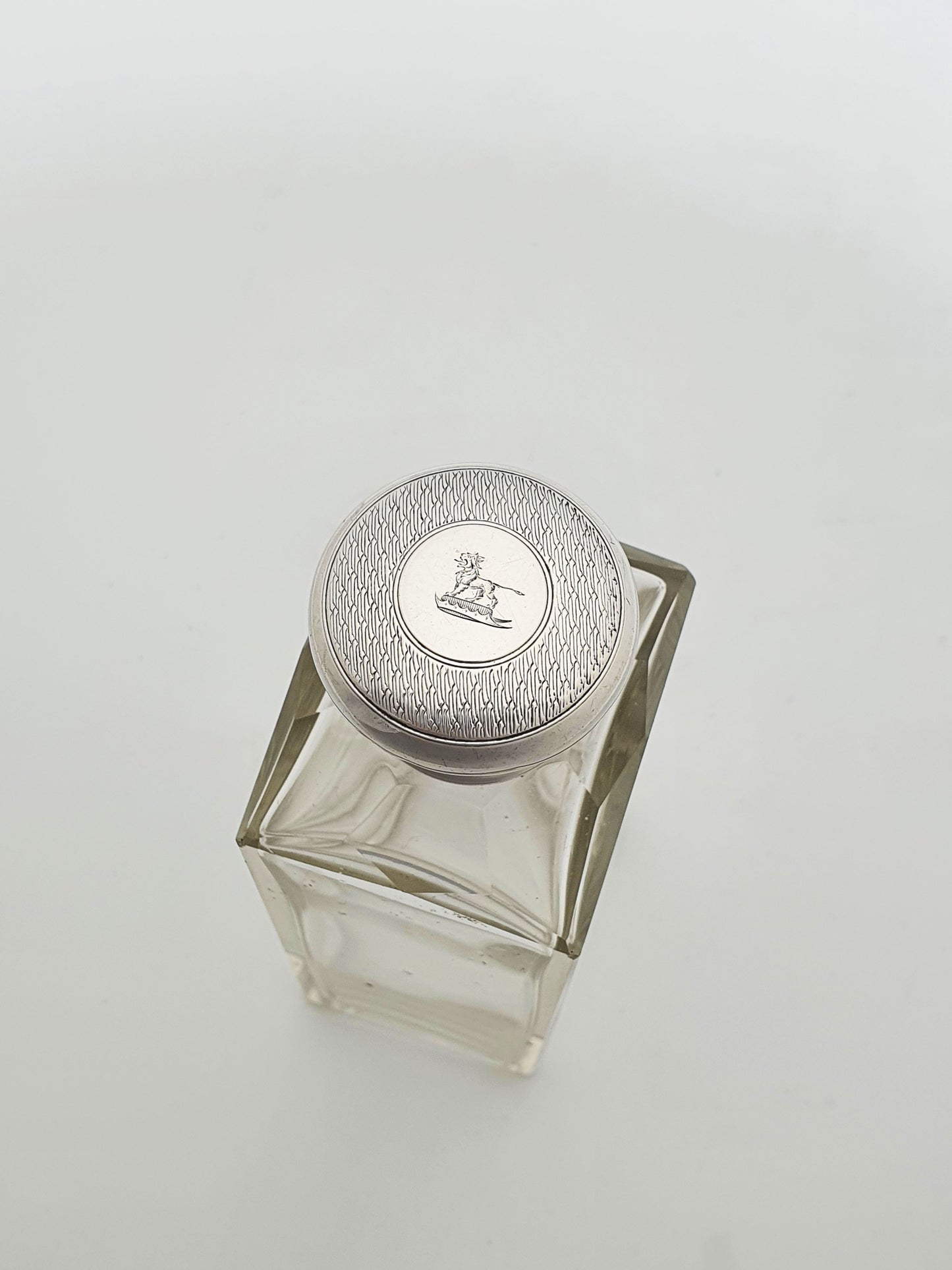 Nice Antique Edwardian Glass and Silver Topped Scent Bottle - 1919