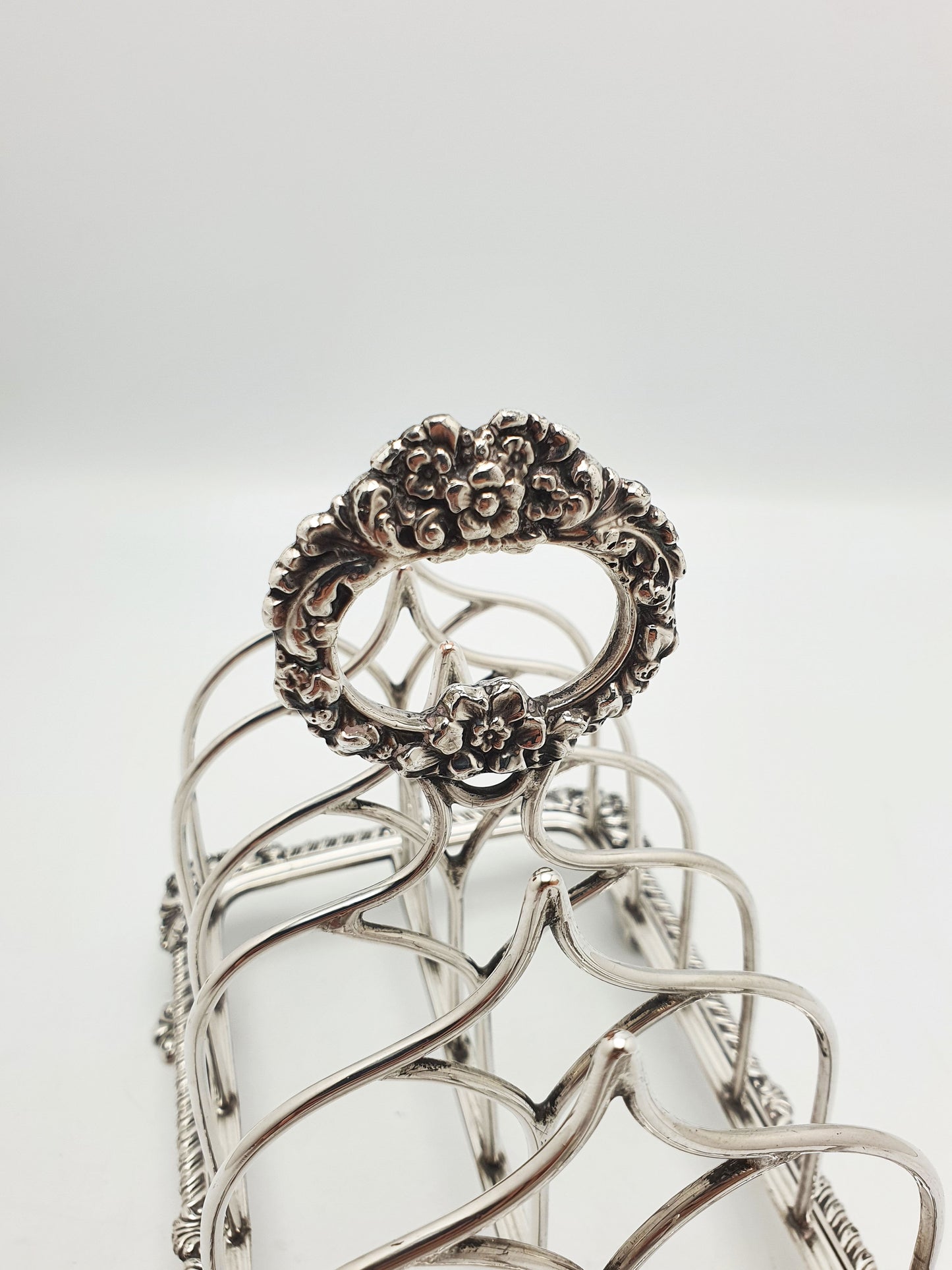 Nice Antique Georgian Sheffield Silver-Plated Toast Rack – circa 1820