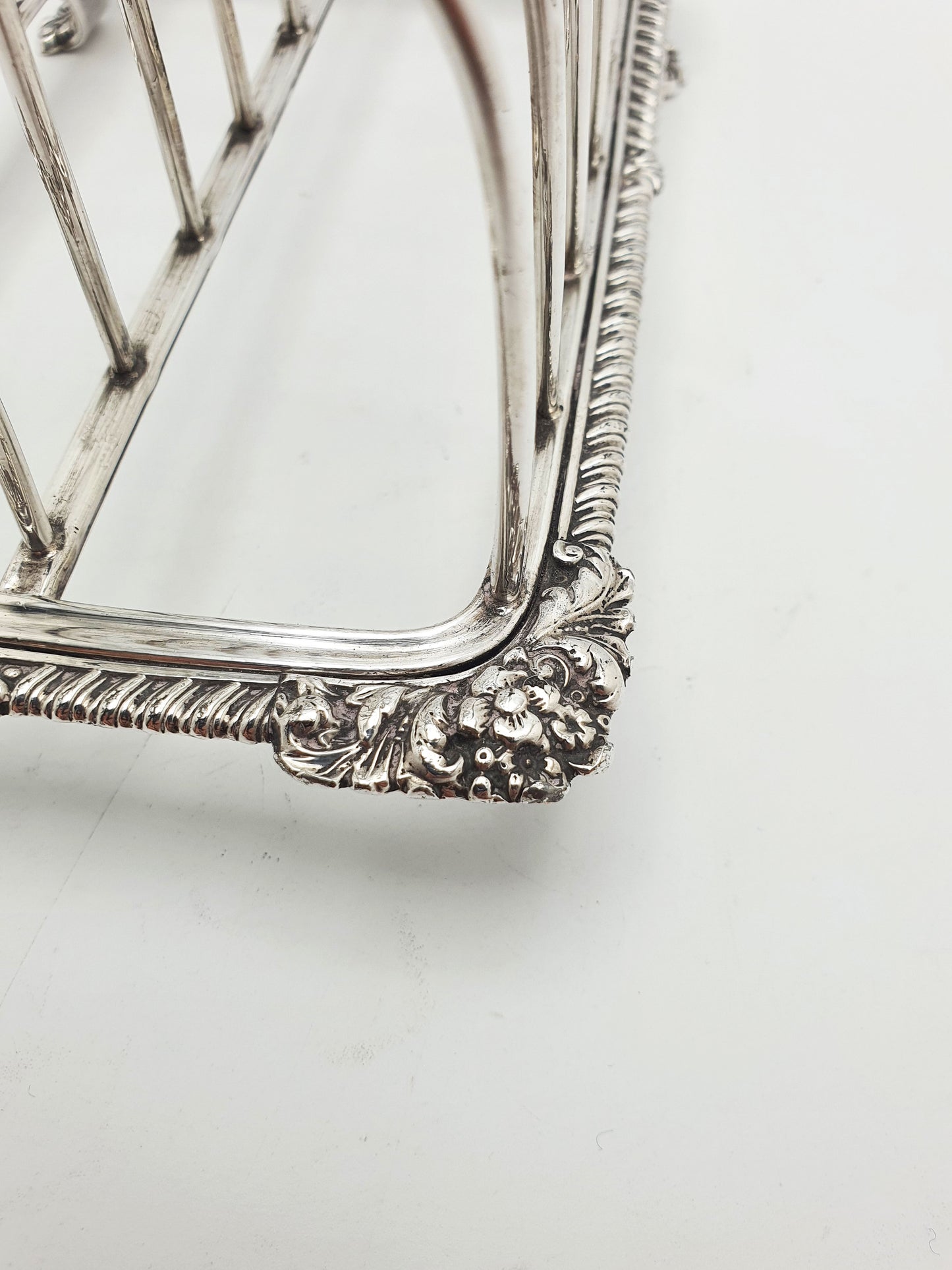 Nice Antique Georgian Sheffield Silver-Plated Toast Rack – circa 1820