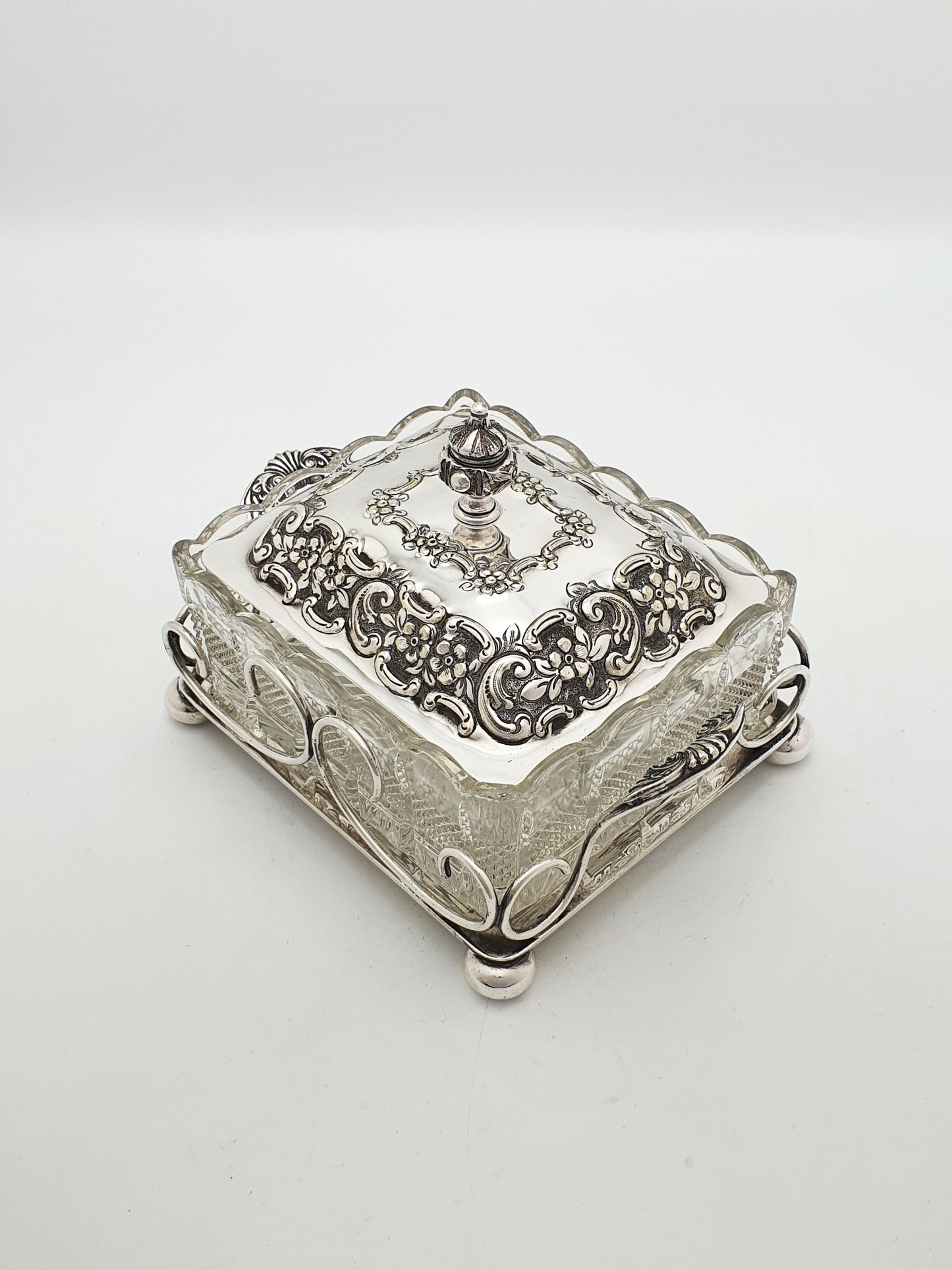 Beautifully Ornate Antique Victorian Silver-Plated & Glass Butter Dish – circa 1890