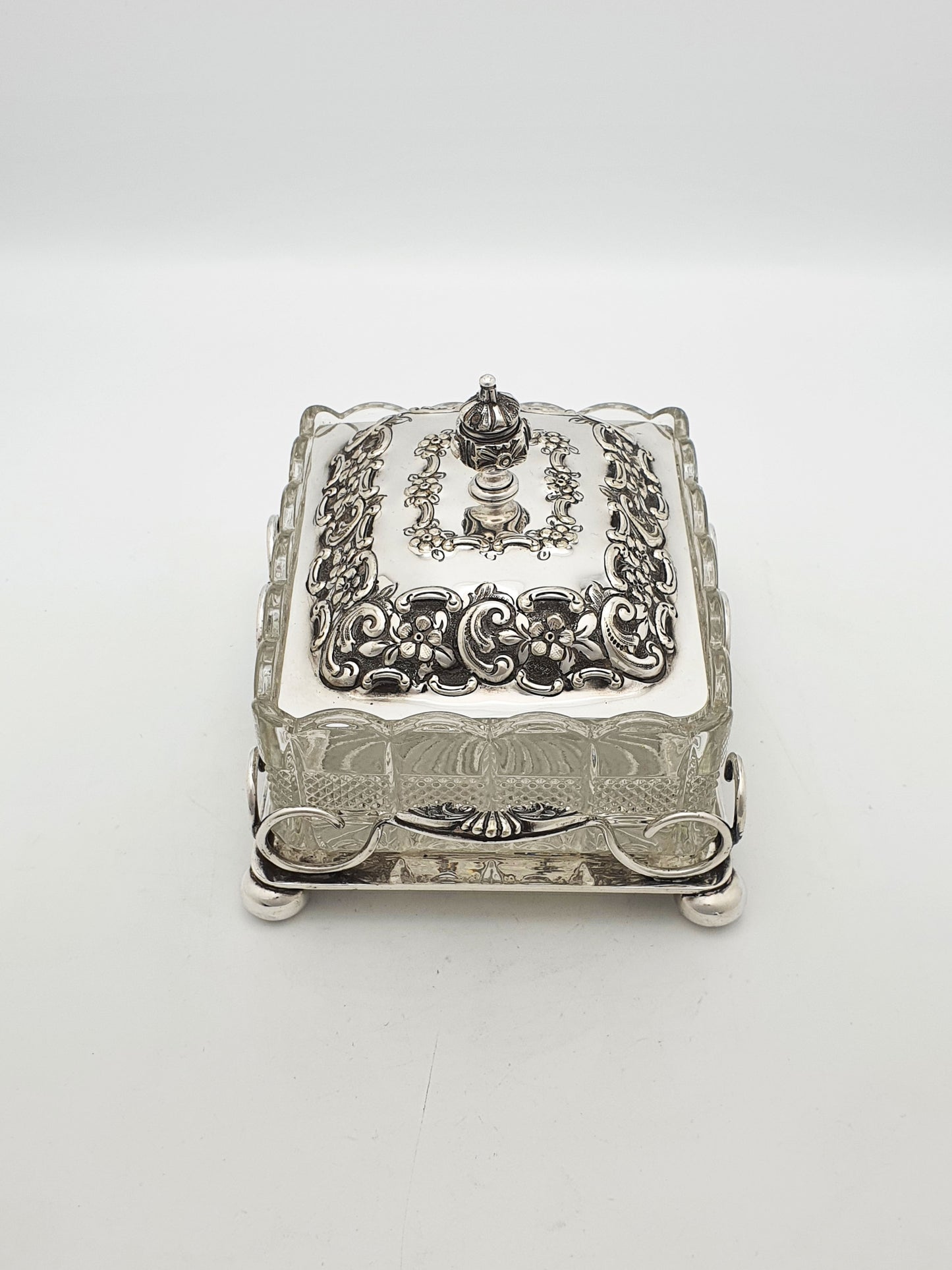 Beautifully Ornate Antique Victorian Silver-Plated & Glass Butter Dish – circa 1890