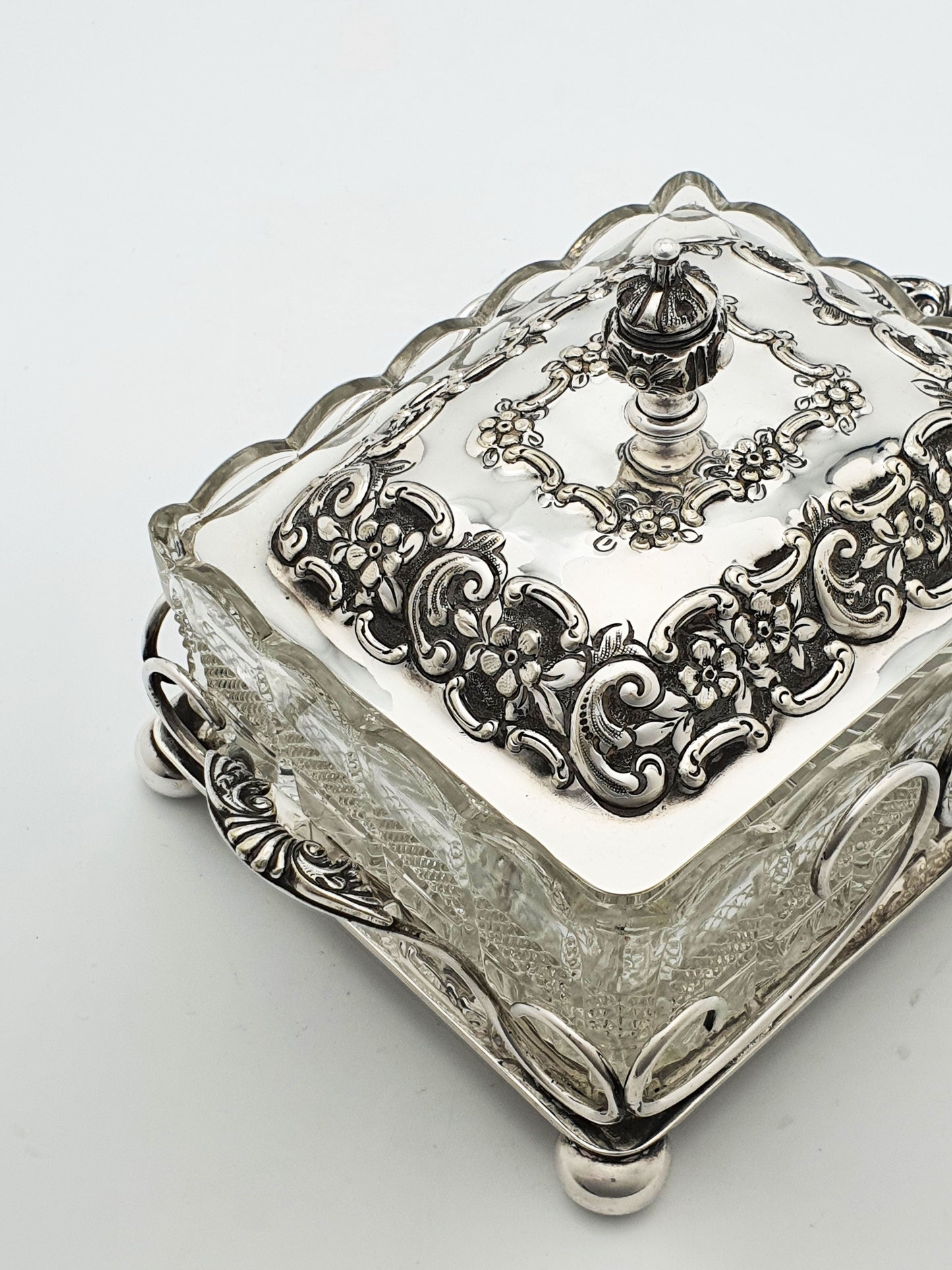 Beautifully Ornate Antique Victorian Silver-Plated & Glass Butter Dish – circa 1890