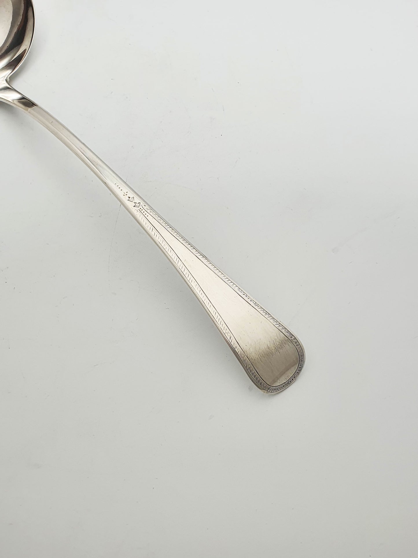 Large Antique Georgian Sterling Silver Soup Ladle with Threaded Border - 1824