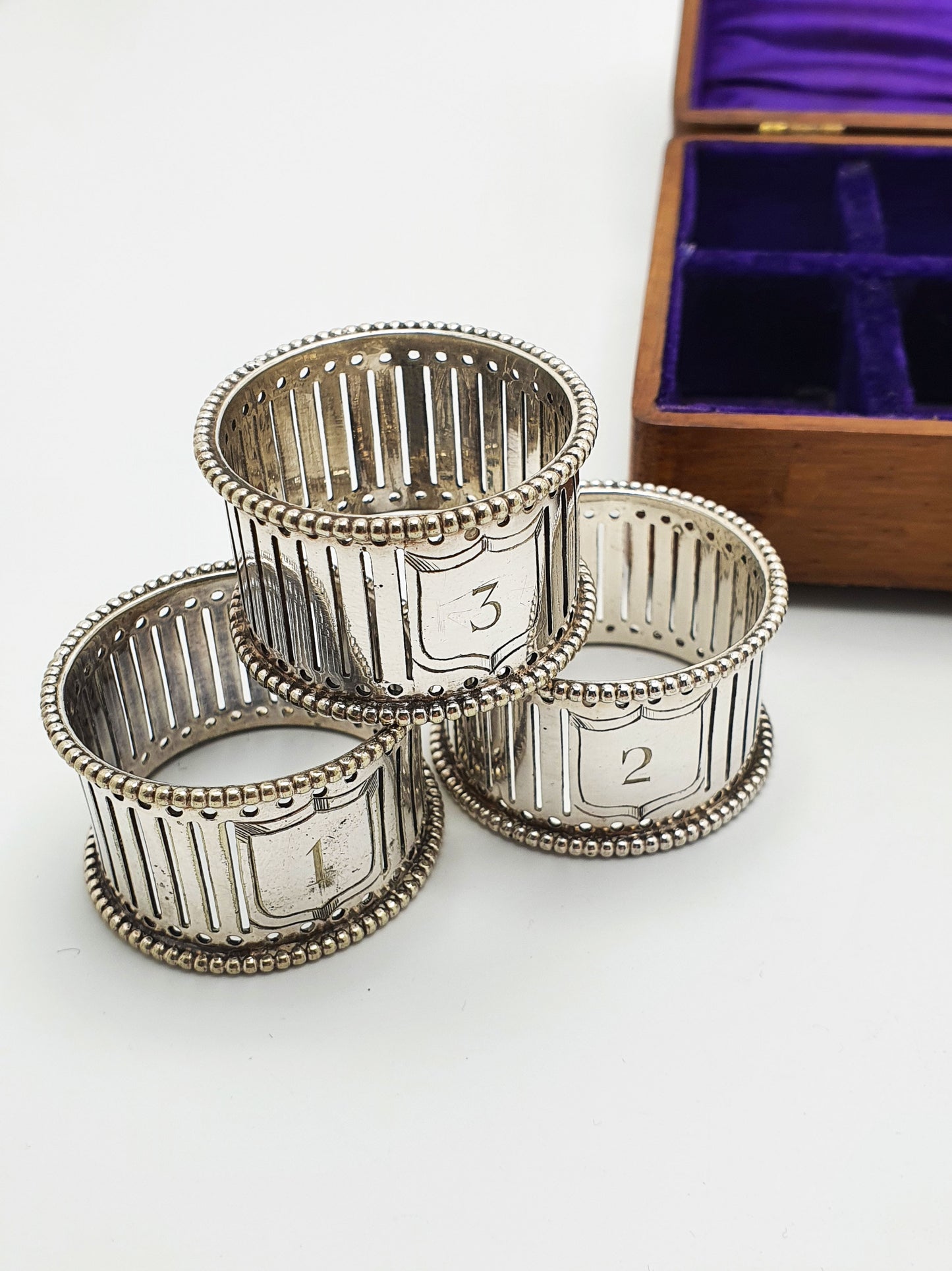 Good Set of 6 Antique Edwardian Silver-Plated Napkin Rings – circa 1905