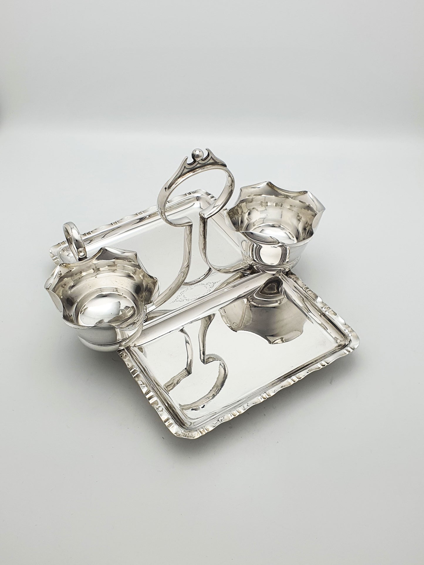 Lovely Antique Edwardian Silver-Plated Strawberry Dish – circa 1905