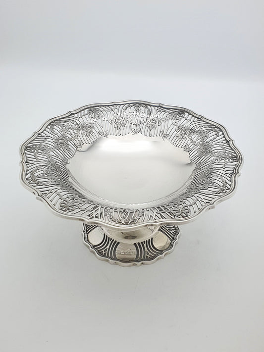 Gorgeous Antique George V  Sterling Silver Comport by William Hutton & Sons - 1913