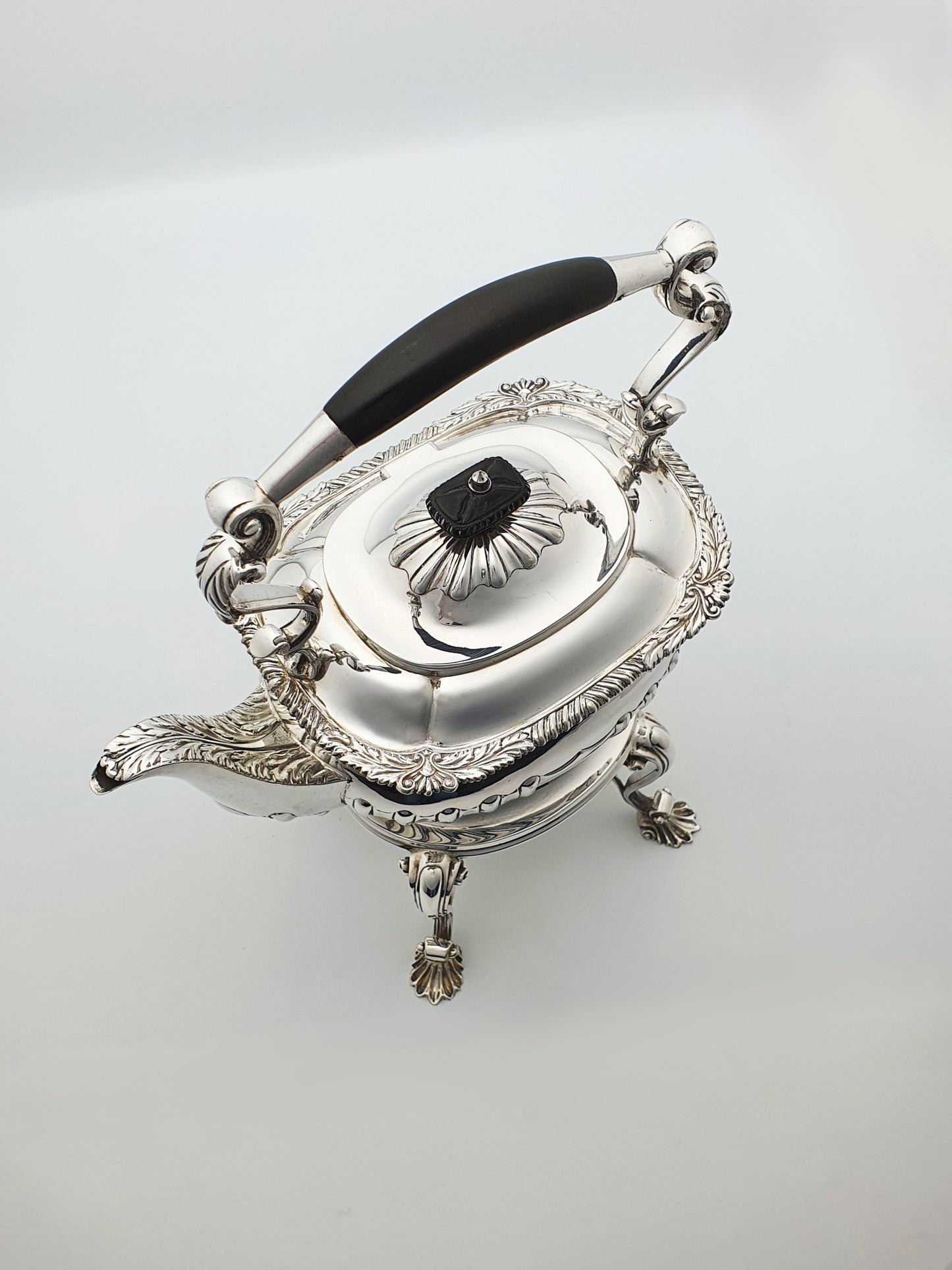 Fabulous Antique Georgian-Style Silver-Plated Kettle on Stand – circa 1905