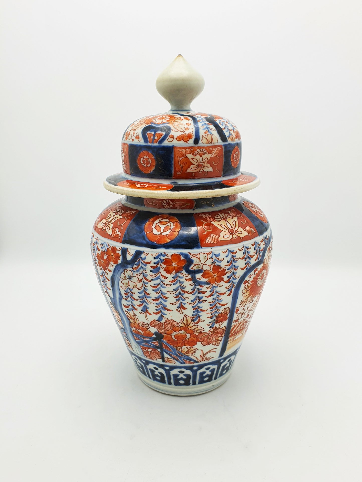 Gorgeous Antique Japanese Imari Porcelain Covered Jar / Ginger Jar – circa 1880