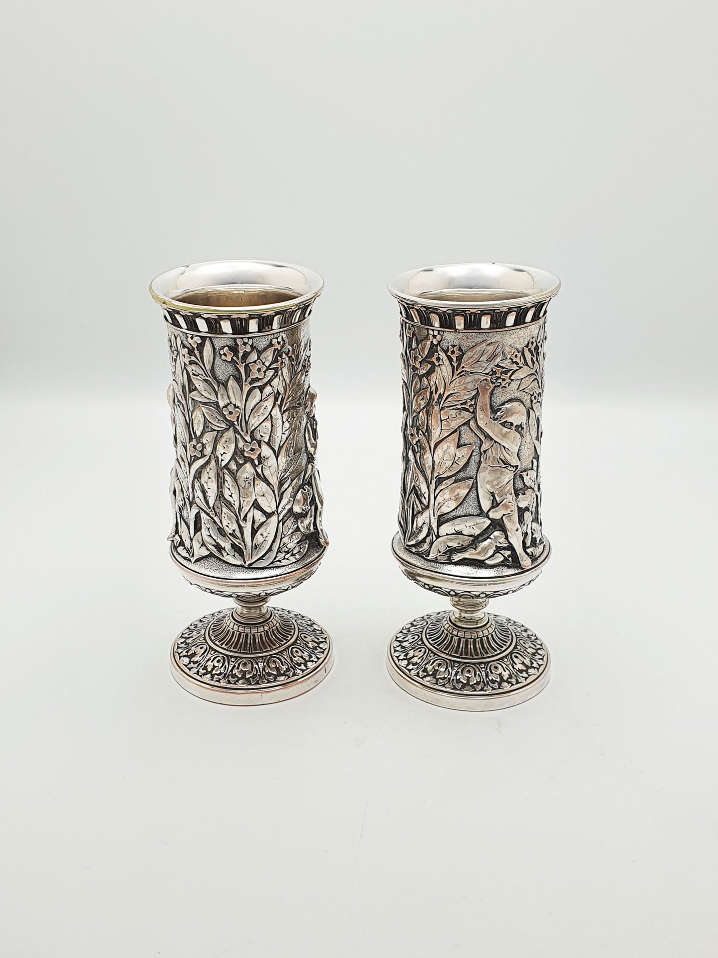 Stunning Pair of Antique Silver-Plated Elkington & Co. Vases - 1875