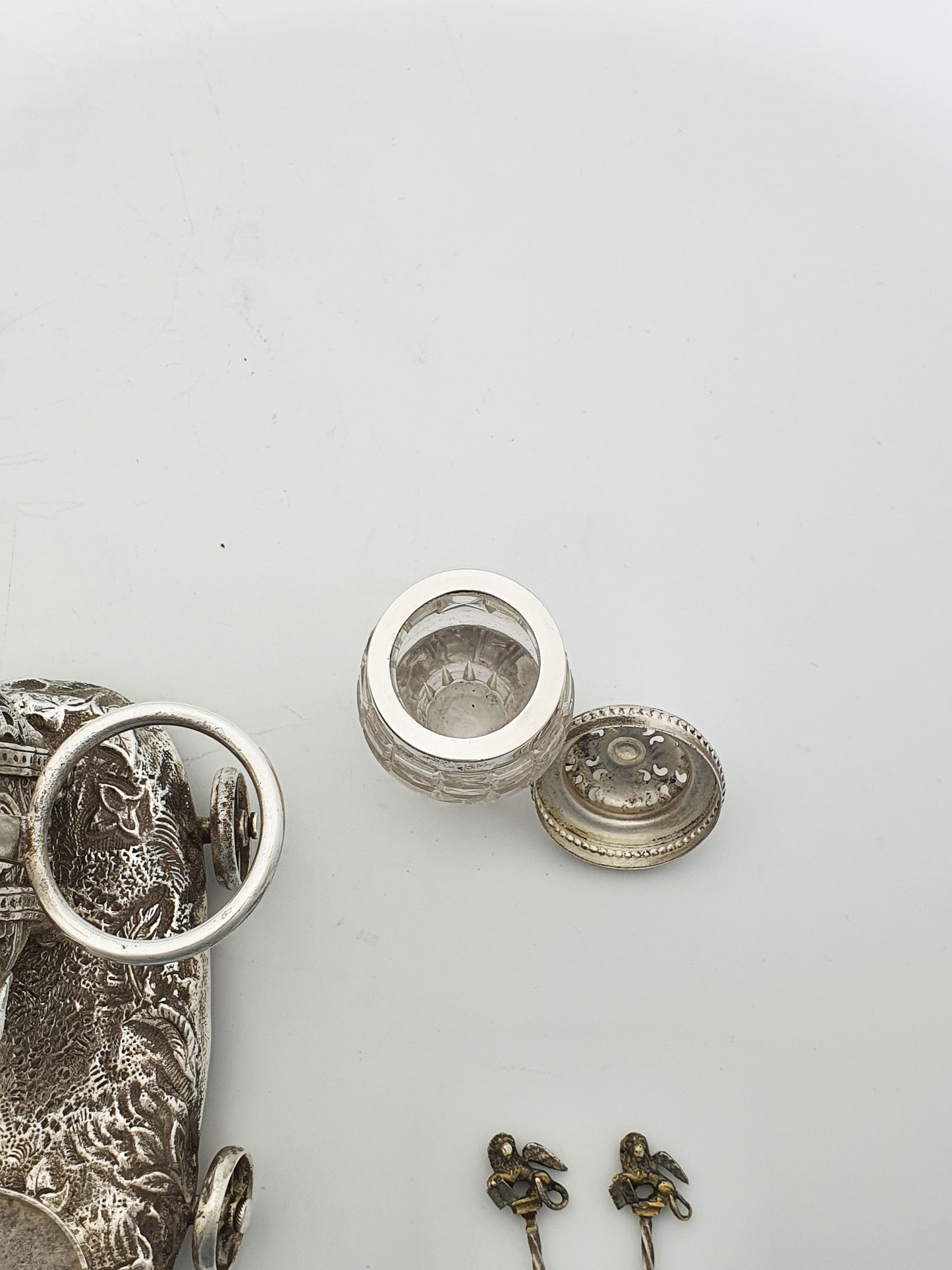 Rare Antique Victorian Elephant Condiment Cart – circa 1870