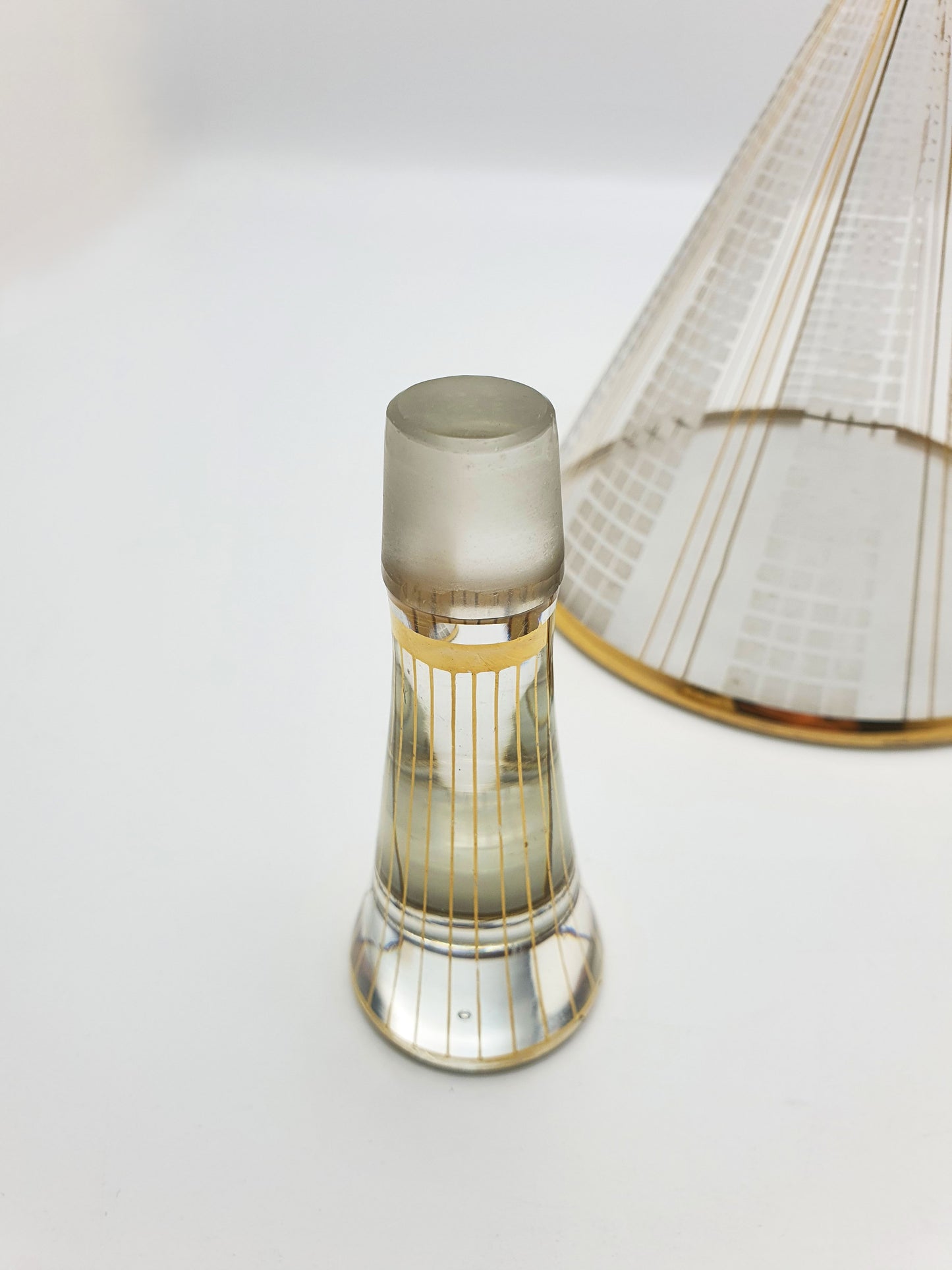 Mid-Century Modern Art Glass Decanter with Gold Detailing – circa 1960