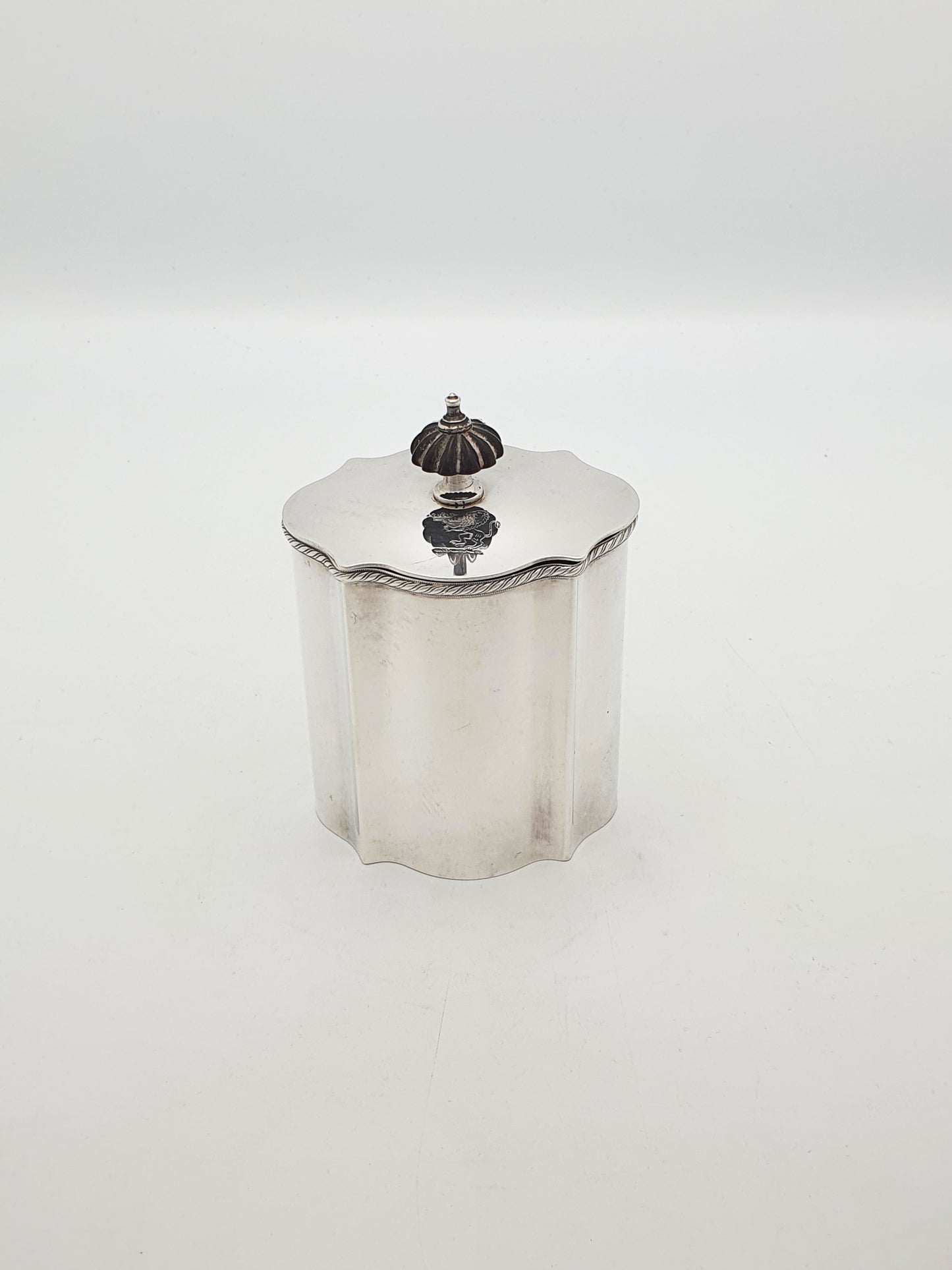 Lovely Antique Georgian-Style Silver Plated Tea Caddy – circa 1920