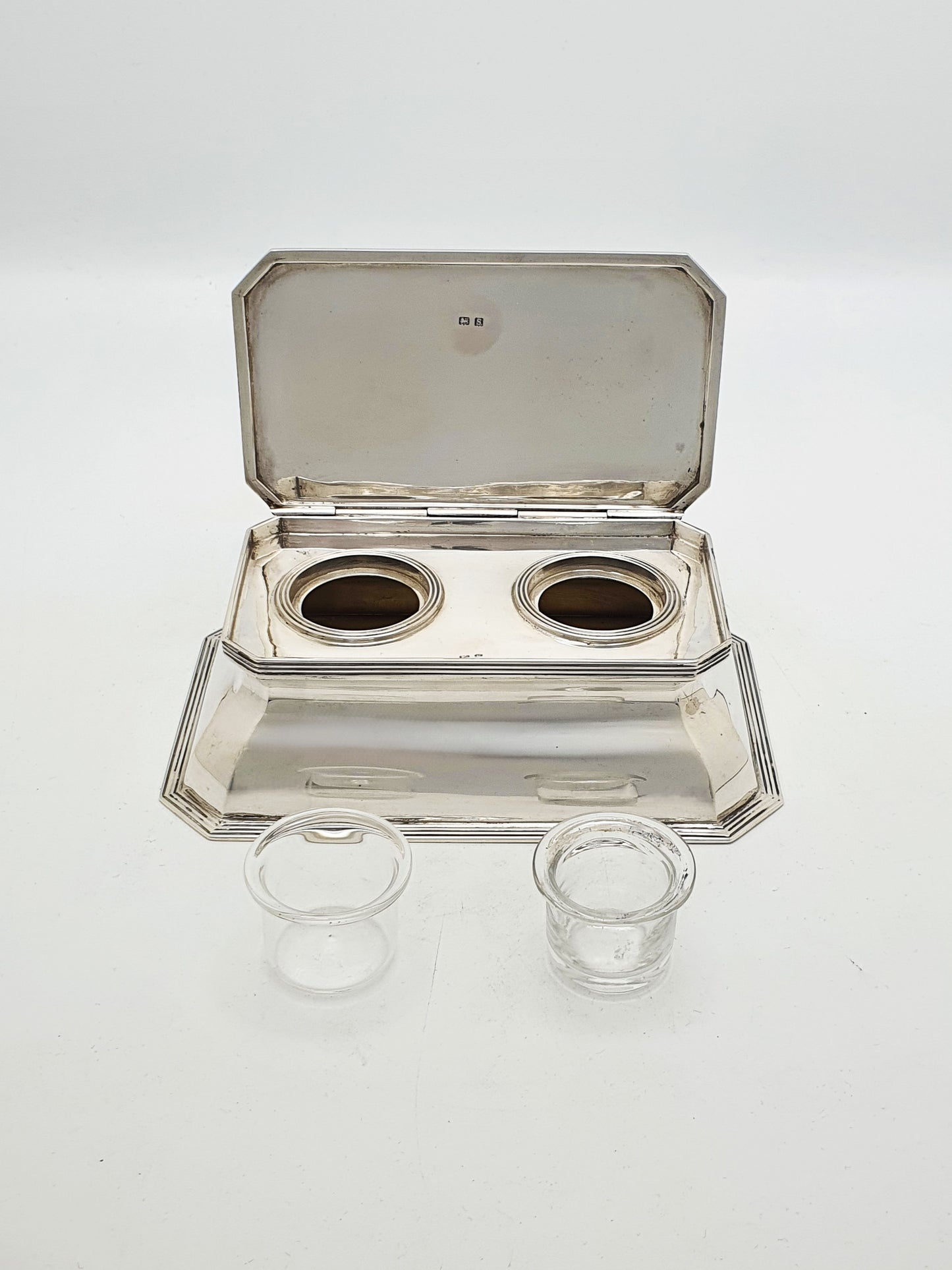 Gorgeous Asprey’s Solid Silver Double Ink stand – 1917