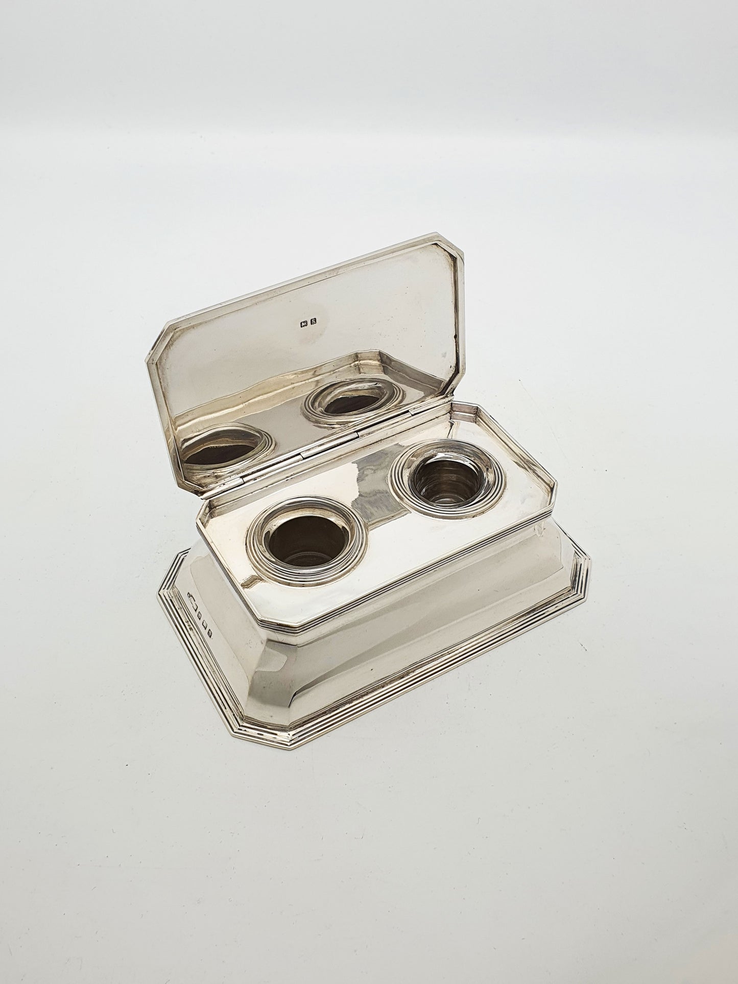 Gorgeous Asprey’s Solid Silver Double Ink stand – 1917