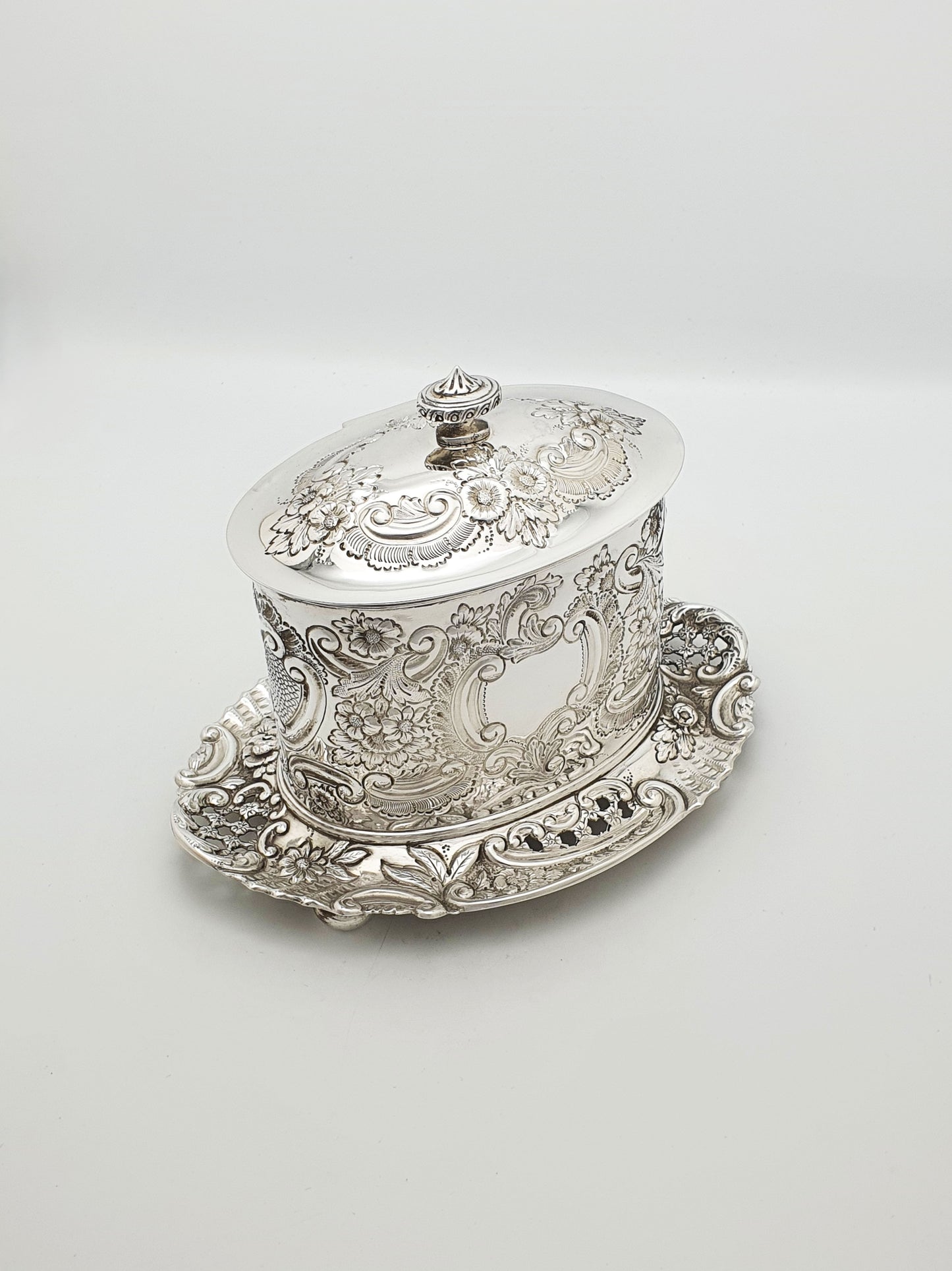 Fabulous Antique Victorian Embossed Silver Plated Biscuit Box – circa 1890