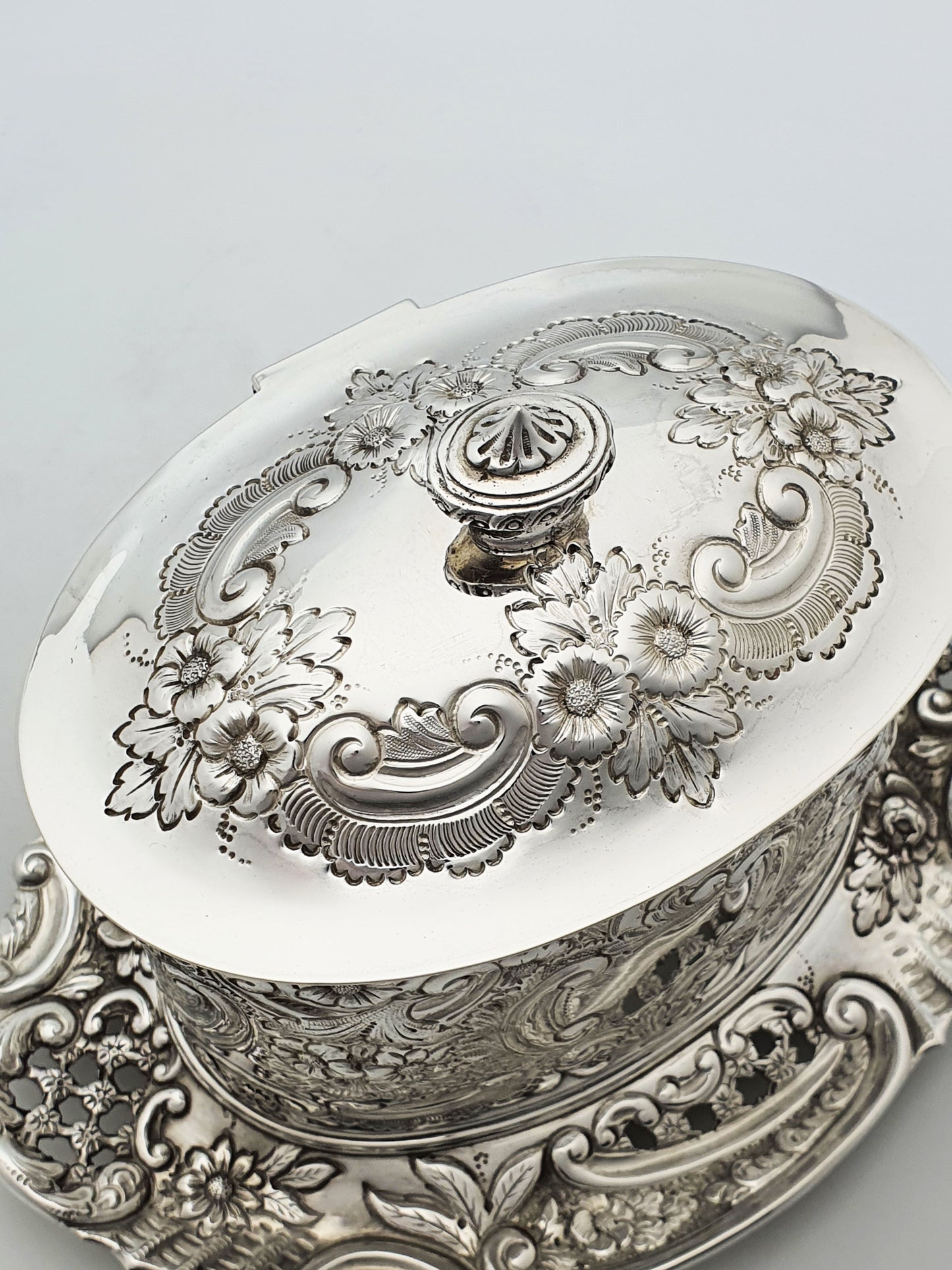 Fabulous Antique Victorian Embossed Silver Plated Biscuit Box – circa 1890