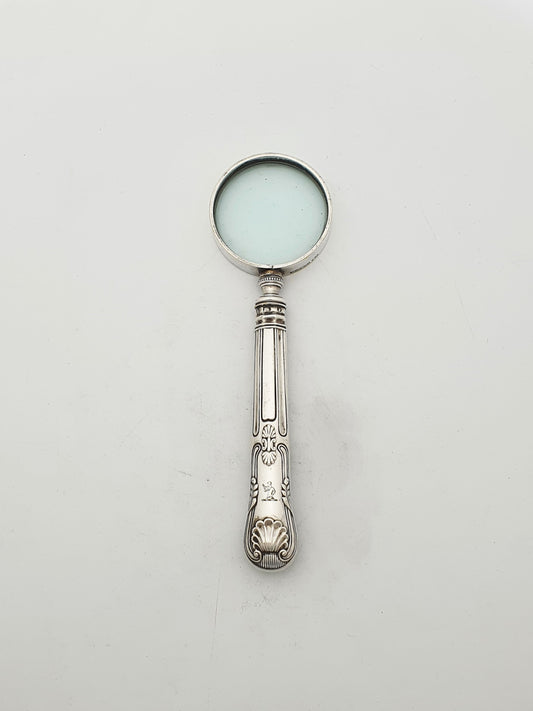 Small Antique Silver-Handled Magnifying Glass with Huntsman Crest – circa 1800
