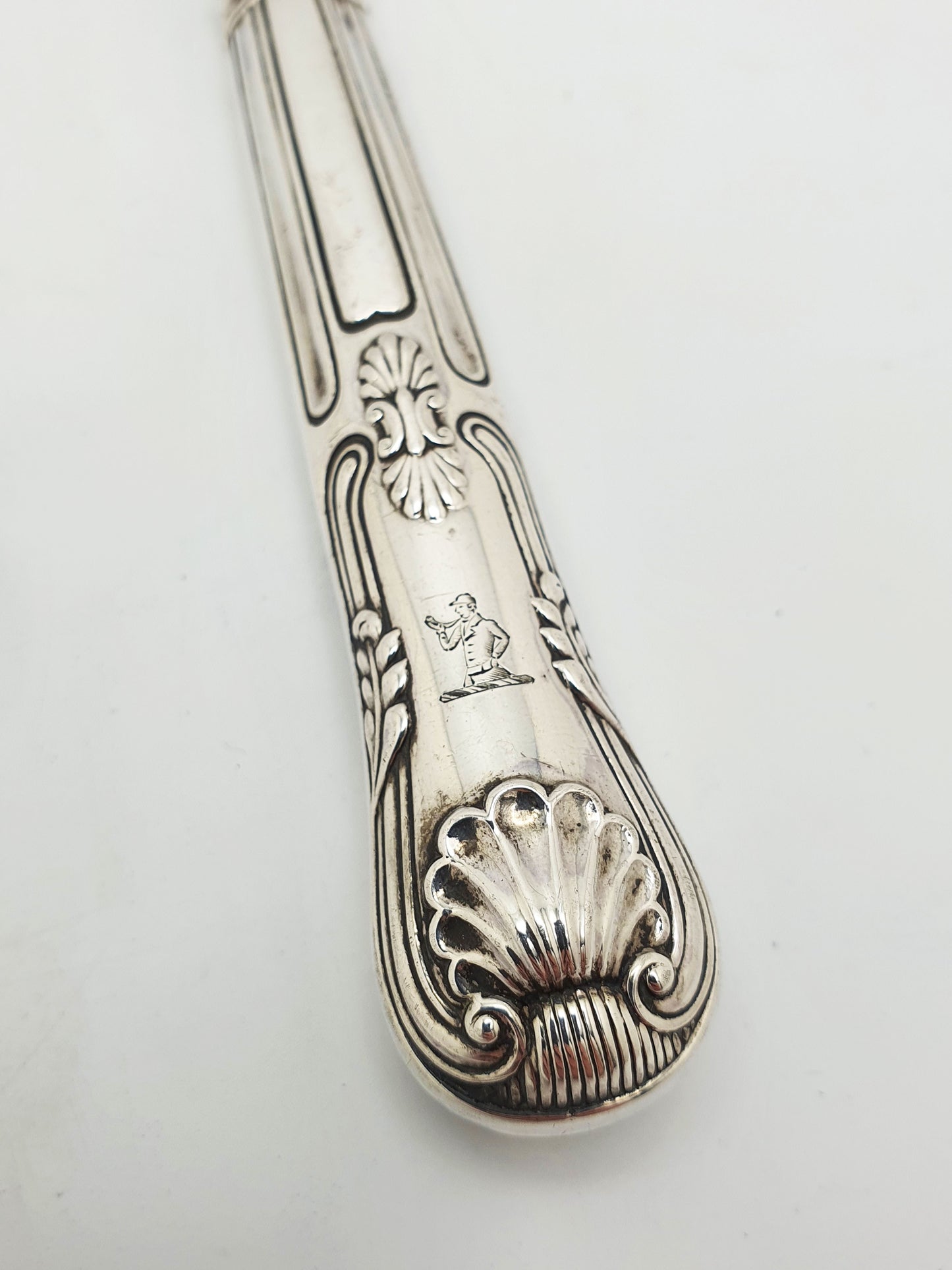 Small Antique Silver-Handled Magnifying Glass with Huntsman Crest – circa 1800