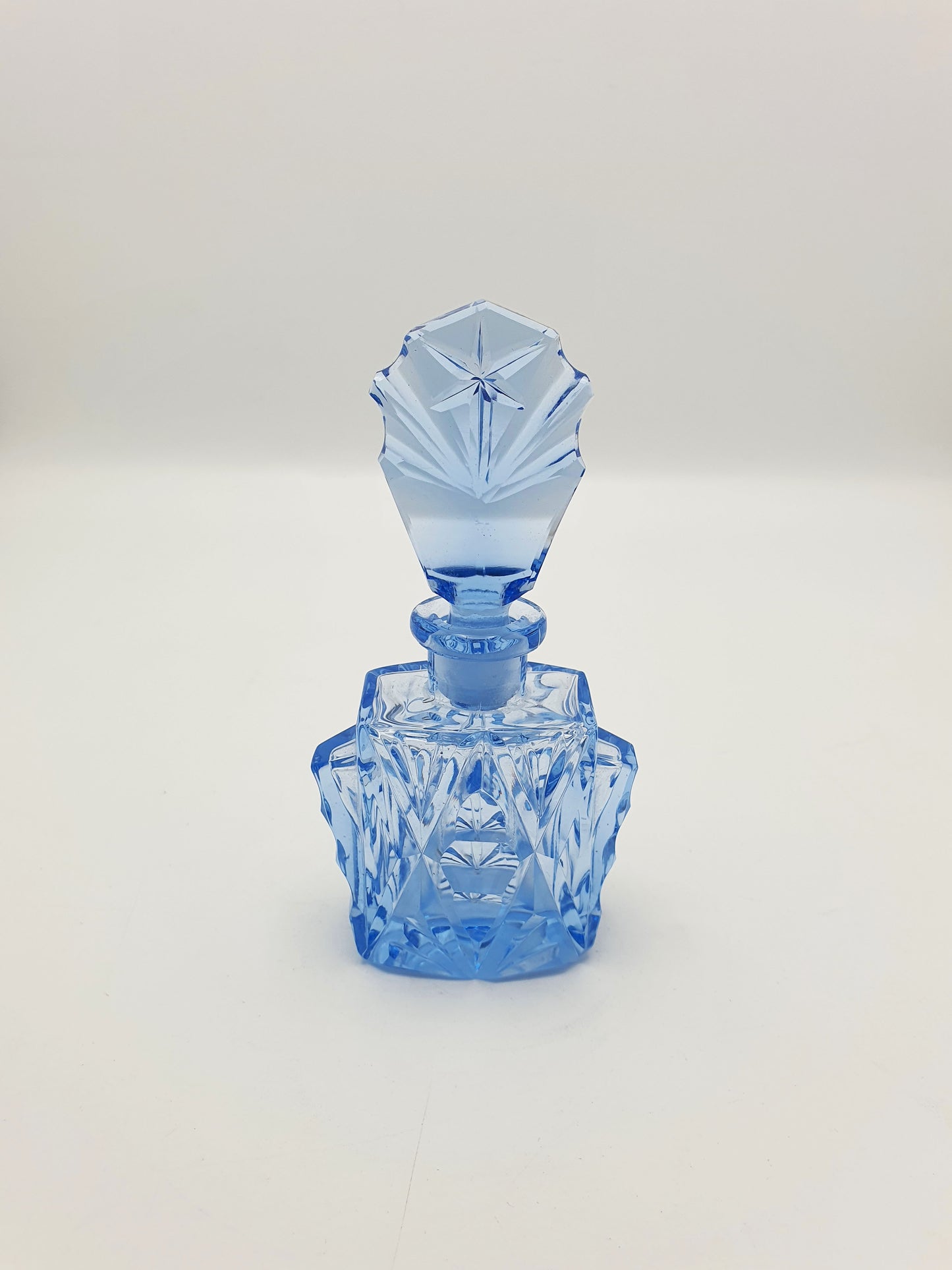 Lovely Vintage Art Deco Blue Glass Perfume Bottle with Dauber – circa 1930