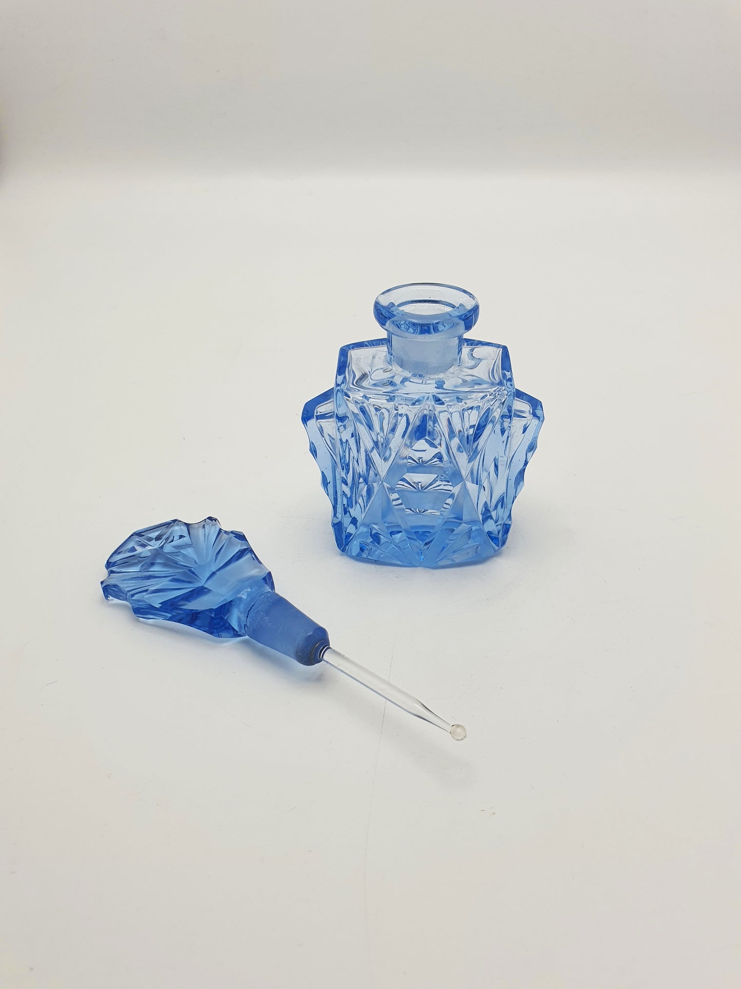 Lovely Vintage Art Deco Blue Glass Perfume Bottle with Dauber – circa 1930