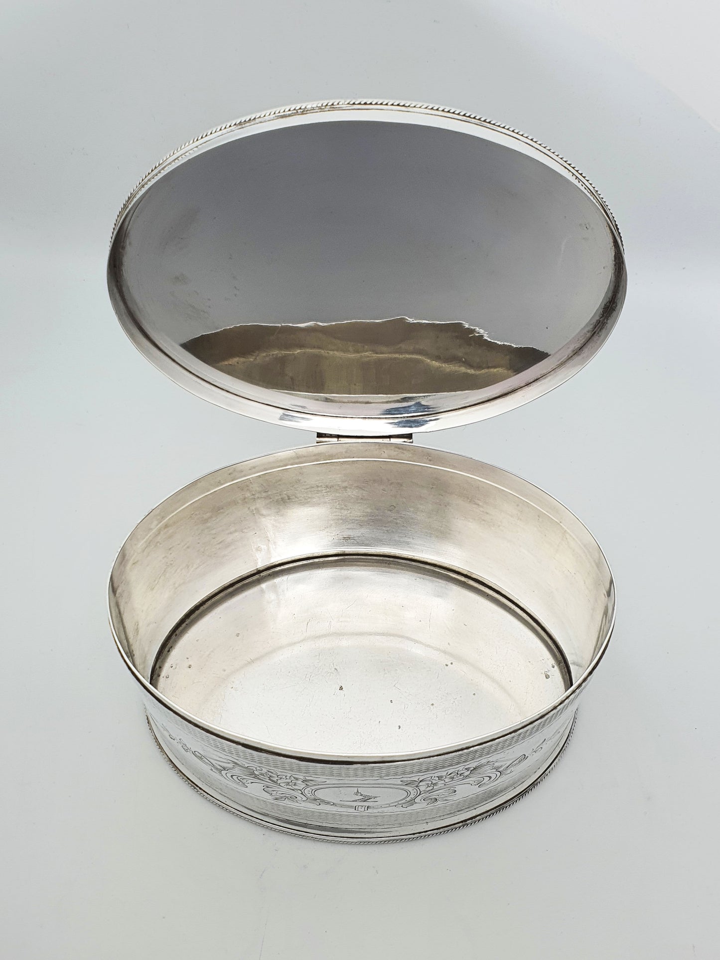 Lovely Antique Victorian Oval Silver-Plated Biscuit Box – circa 1880