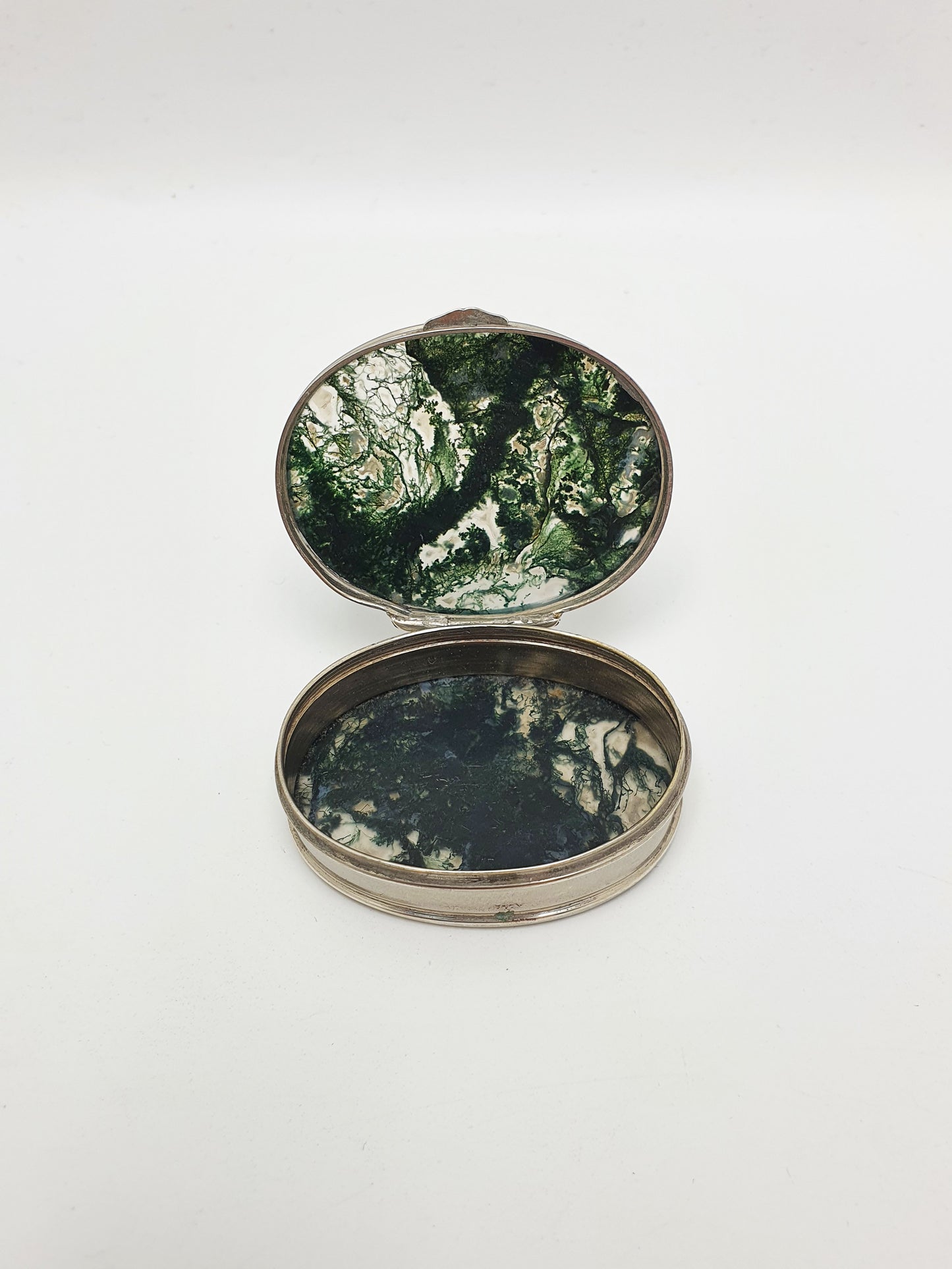 Lovely Antique Victorian Moss Agate Pill Box – circa 1890