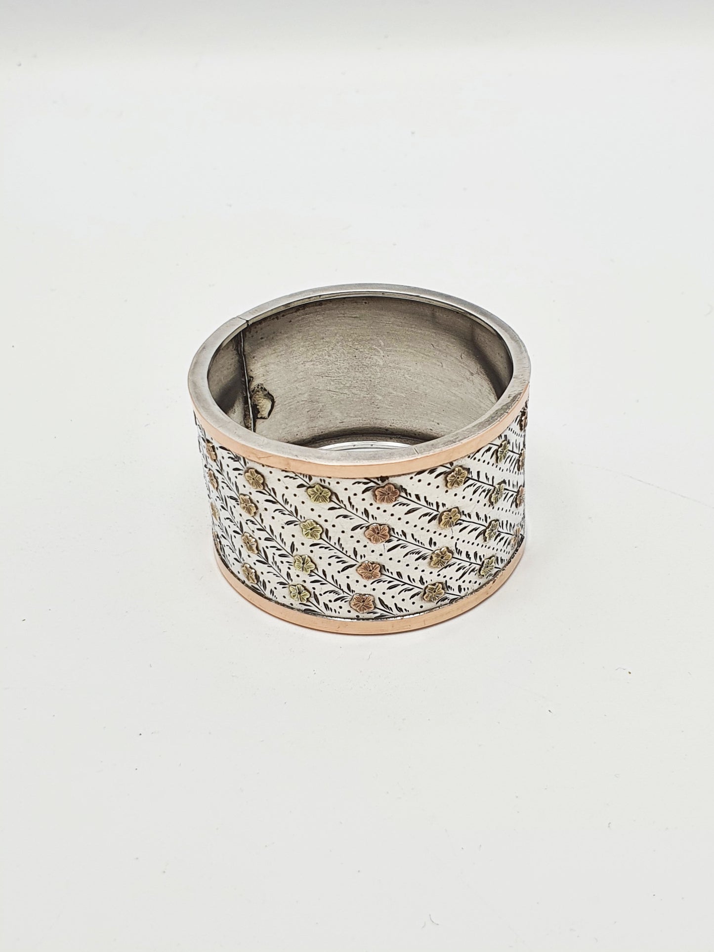 Gorgeous Antique Victorian Silver & Gold Inlaid Napkin Ring – circa 1890