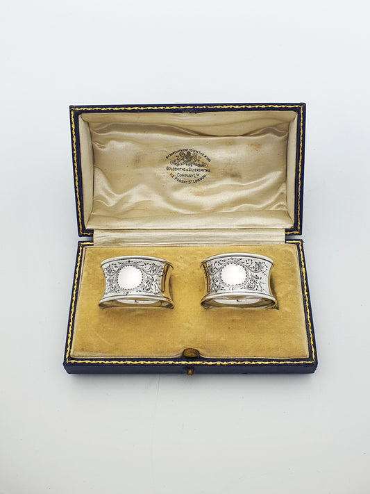 Lovely Pair of Cased Antique Edwardian Sterling Silver Napkin Rings – London, 1907