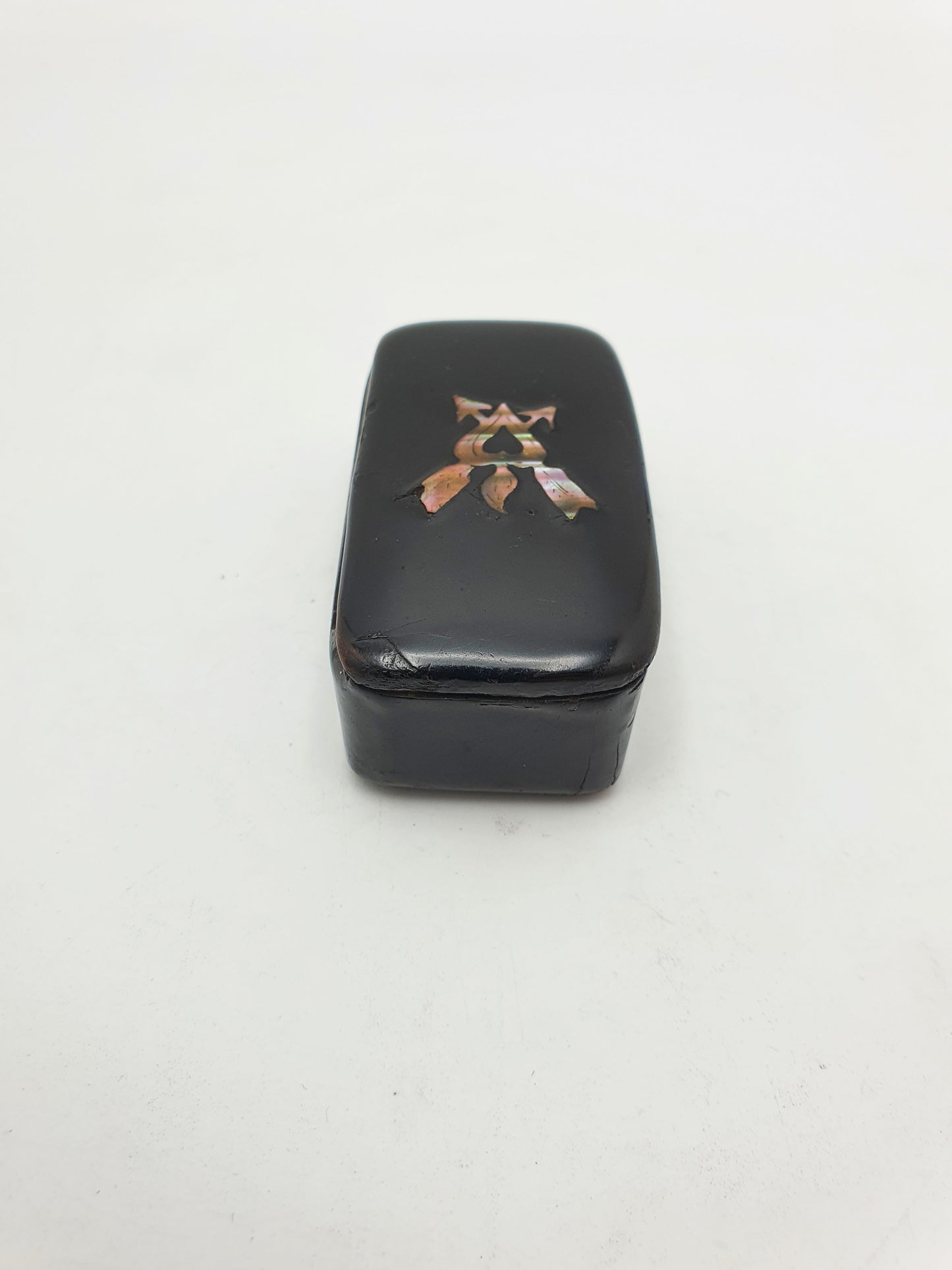 Papier-Mâché Snuff with Mother-of-Pearl Inlay of Heart & Torch Motif – circa 1880