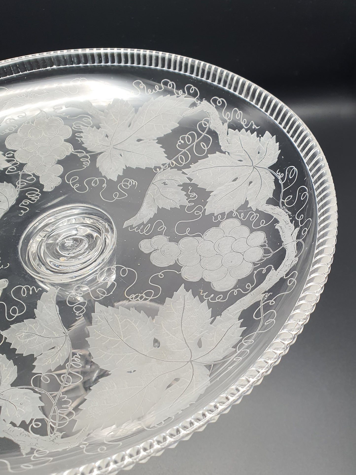 Splendid Antique Victorian Etched Glass Comport / Tazza – circa 1880