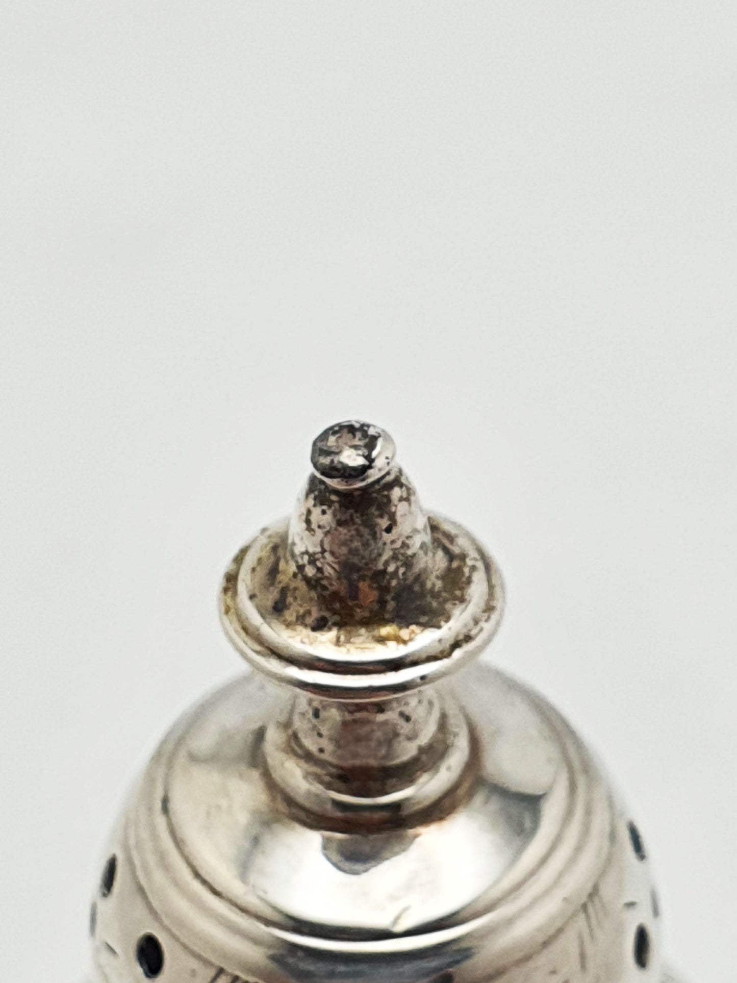 Nice Antique Sterling Silver Caster by Robert Hennell I - 1778