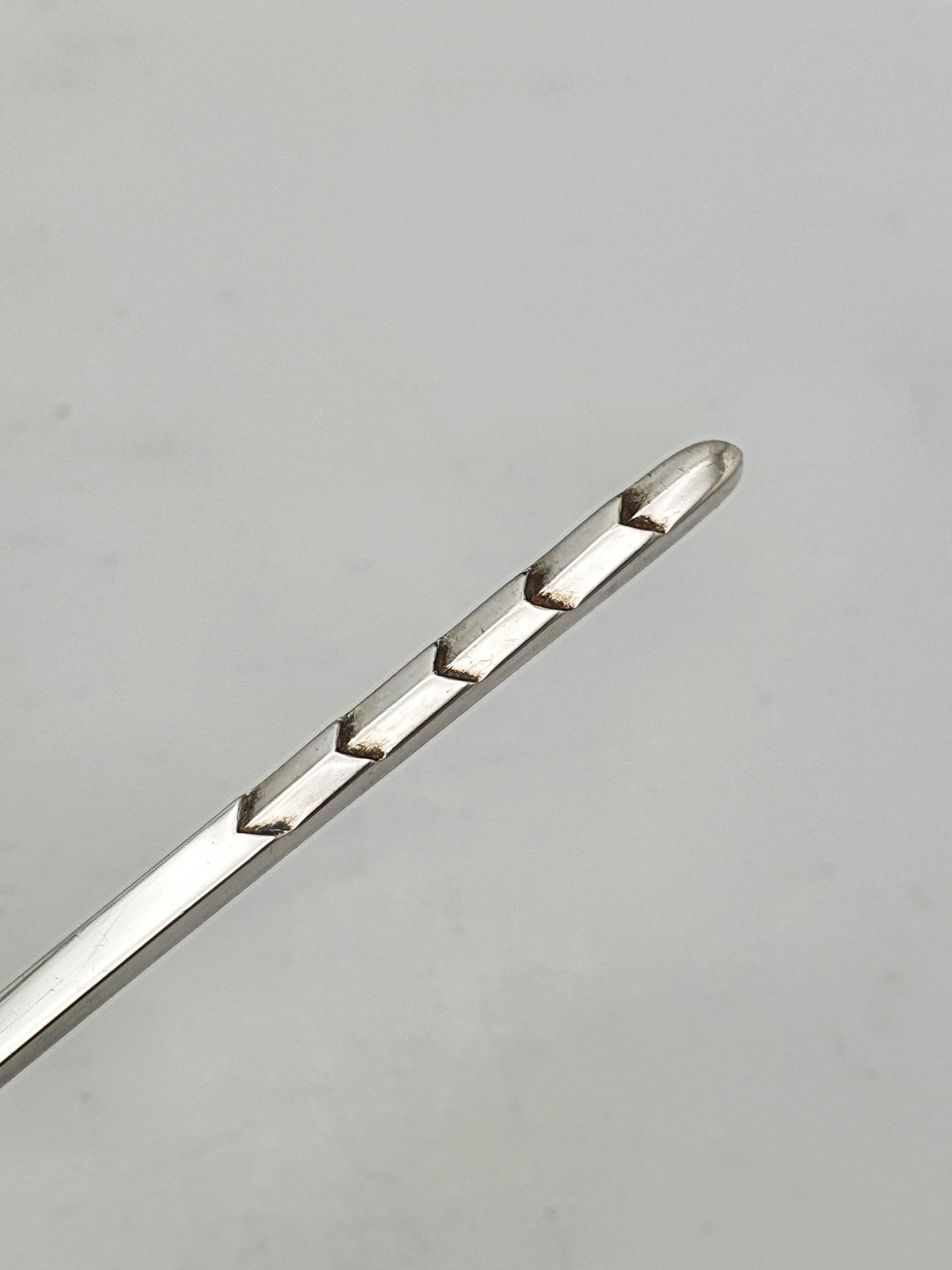 Lovely Cased Set of 6 Sterling Silver Coffee Spoons by Walker & Hall - 1948