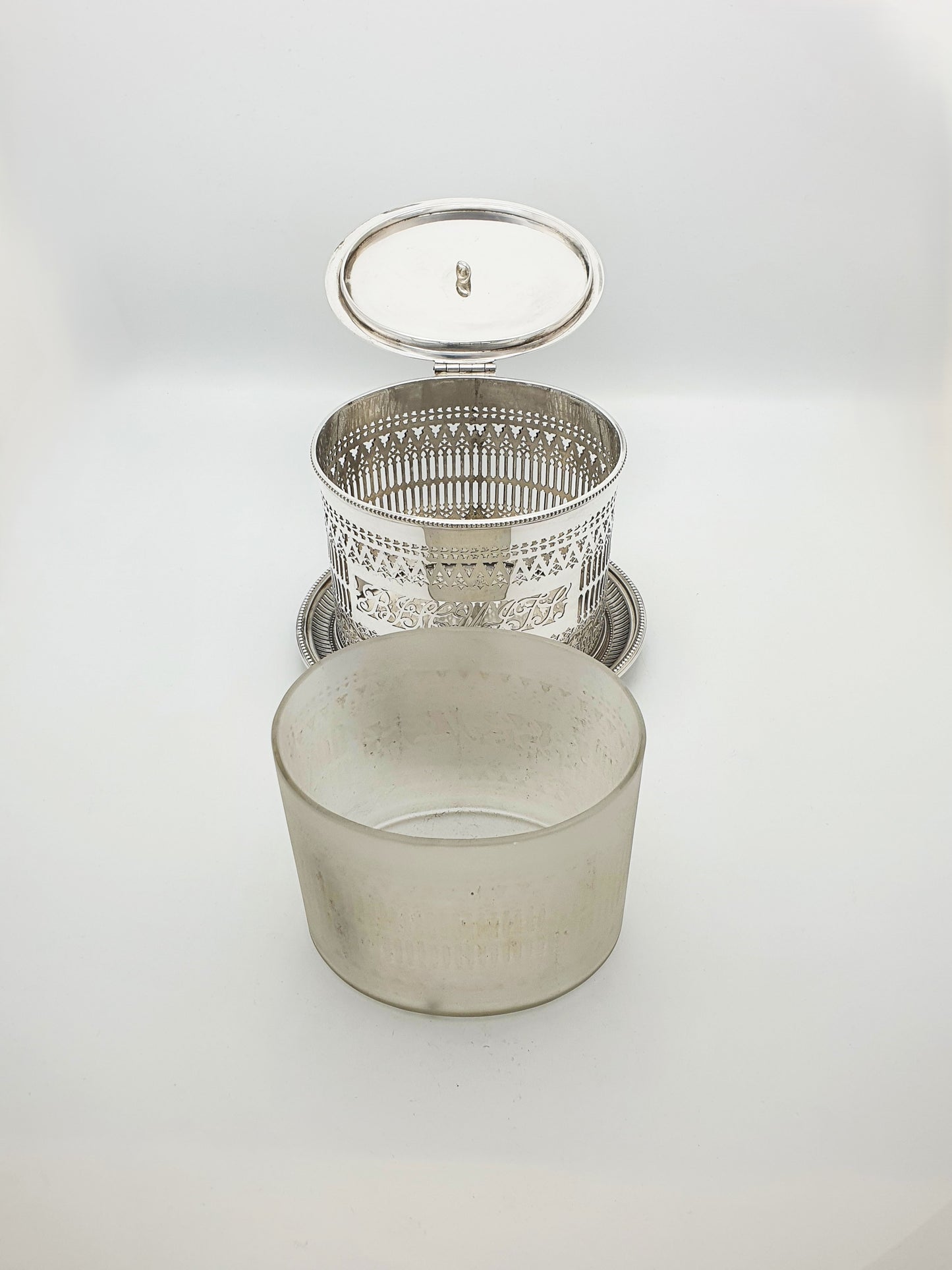Antique Silver Plated Pierced Biscuit Barrel w Glass Liner – circa 1905