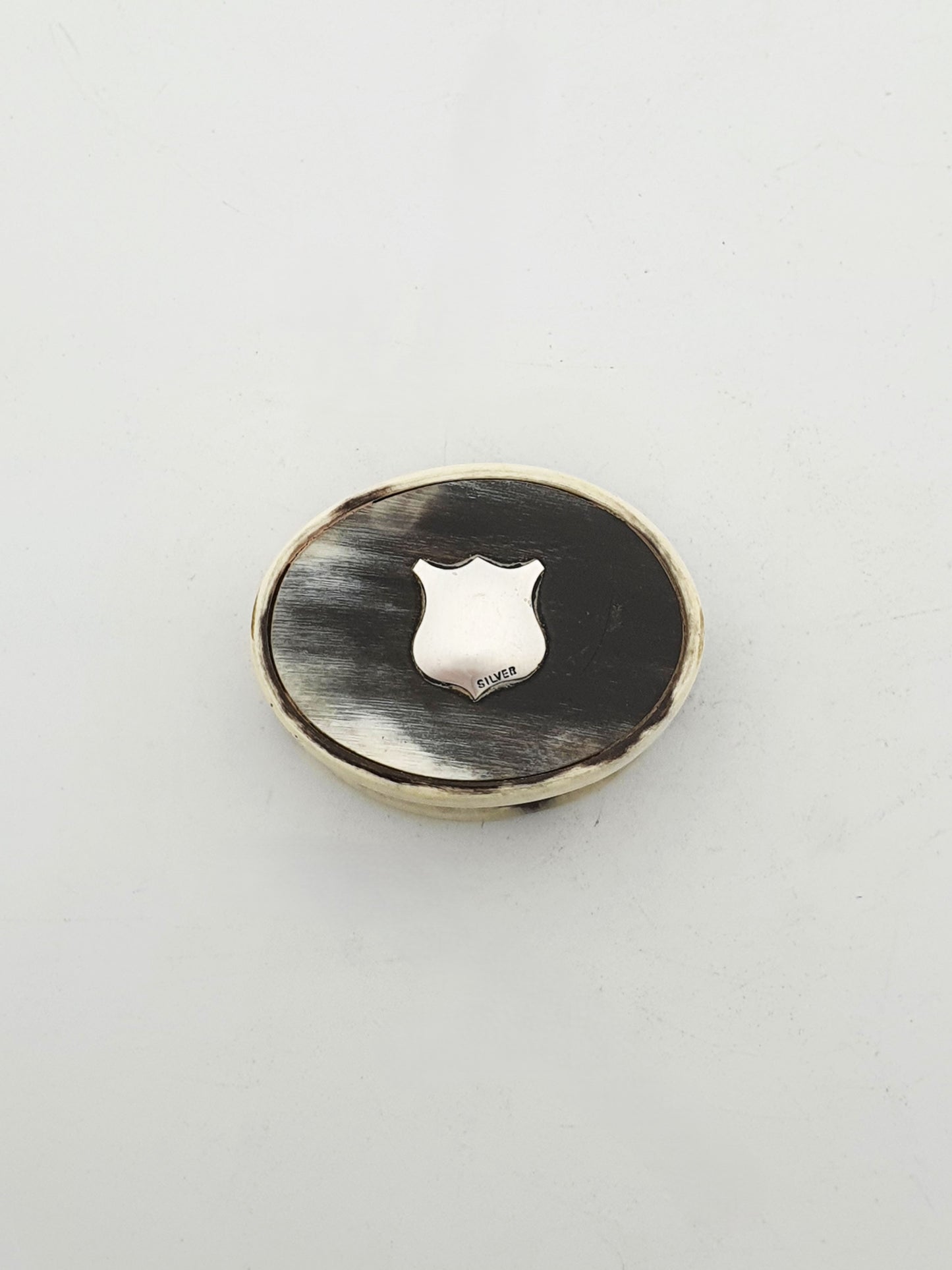 Nice Antique Scottish Horn Snuff Box with Silver Shield Cartouche – circa 1890