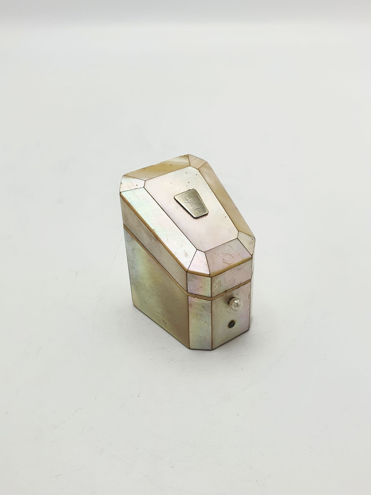 Lovely Antique Victorian Mother-of-Pearl Needle Case – circa 1880