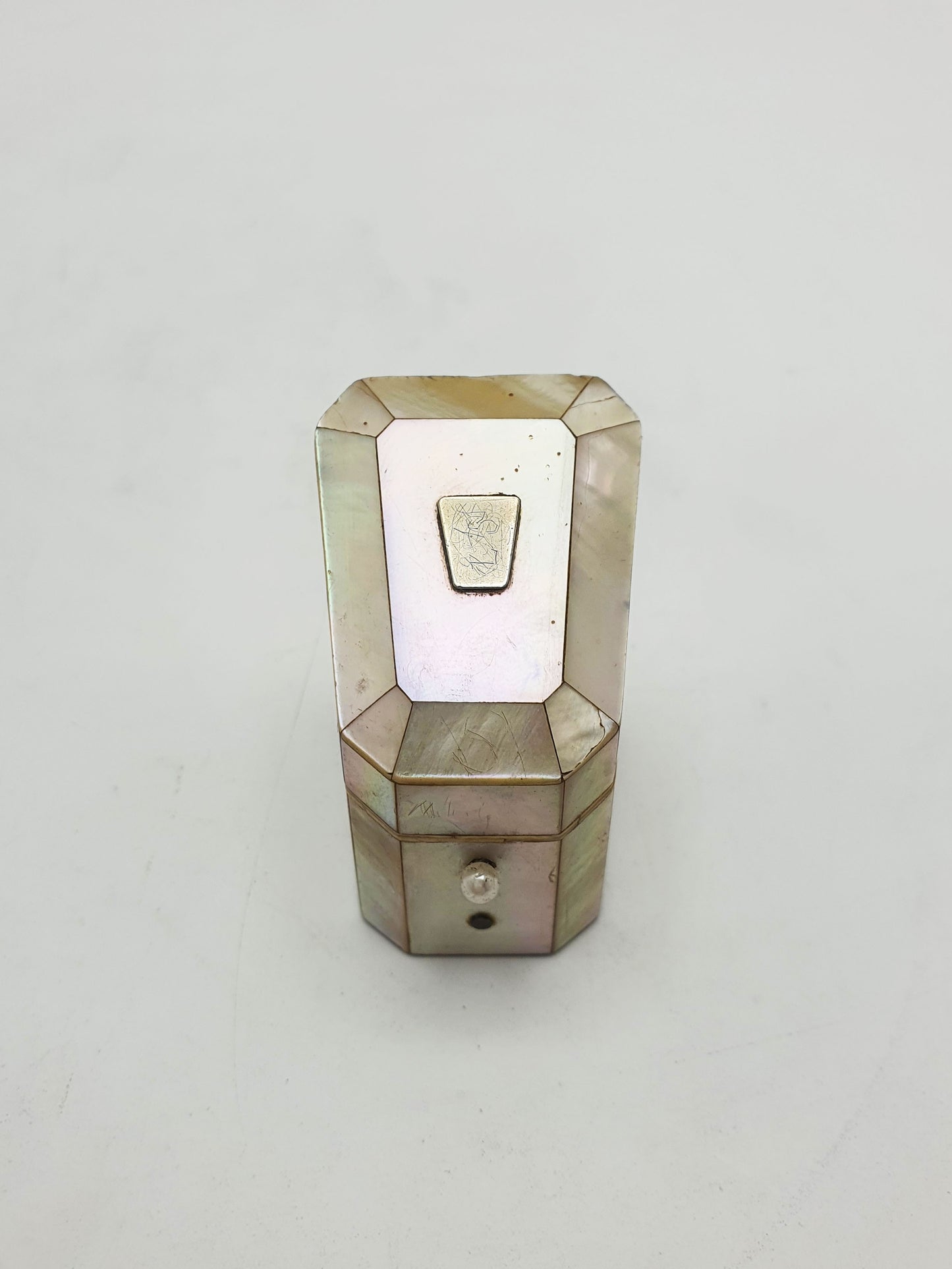 Lovely Antique Victorian Mother-of-Pearl Needle Case – circa 1880